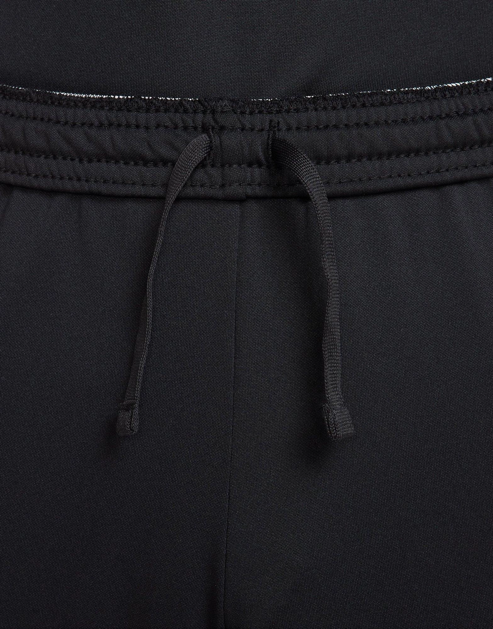 Designed For Ease, Low-Key Bold, Intentional Vibe, Relaxed Innovation, Coolly Crafted, Responsive Fit