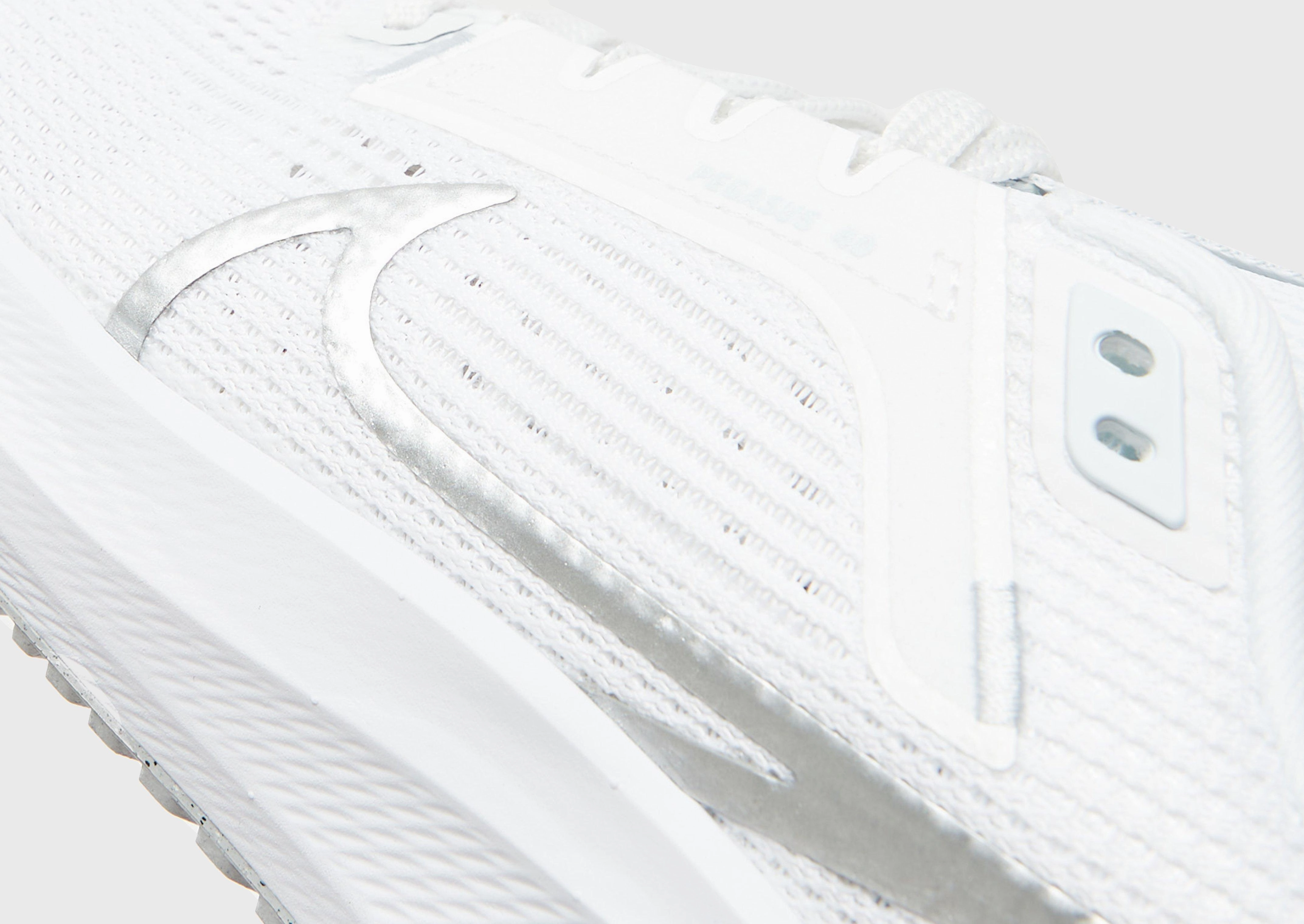 Adapt-Fit Gear, Updated Rhythm, Curated For Motion, Structured Freedom, Laid-Back Luxe, Vibe-Centered, Layer Smart, Refined Versatility