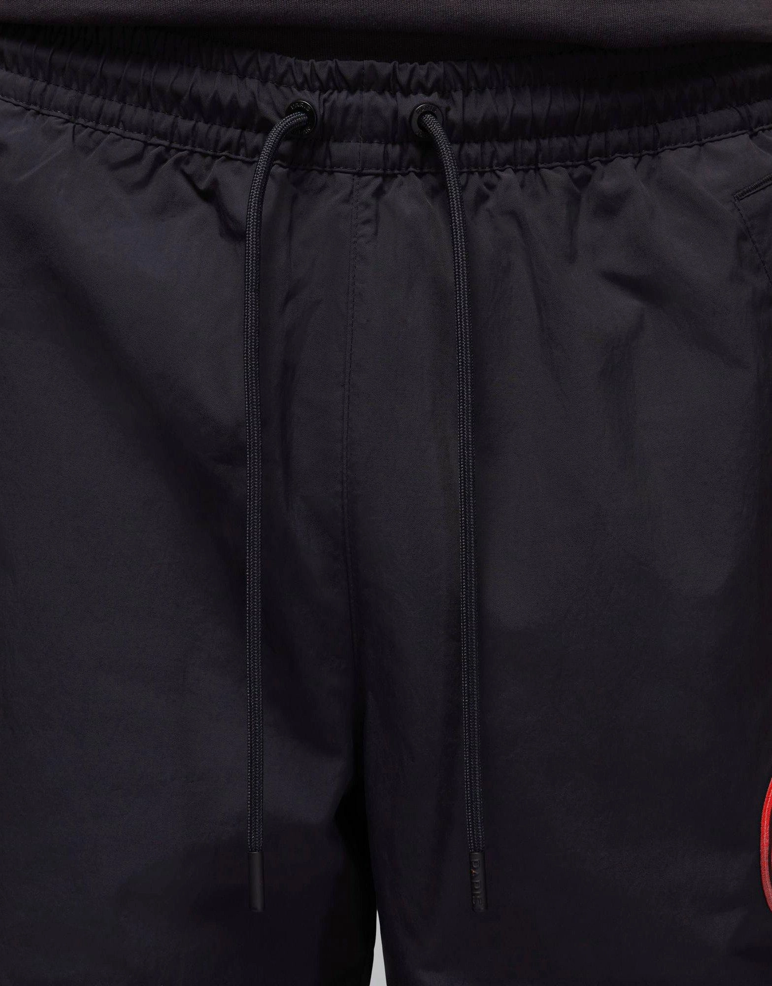 Ease-Ready, Responsive Fit, Universal Fit, Adaptive Style, Wear Anywhere, Designed For Lifestyle, Design-Led
