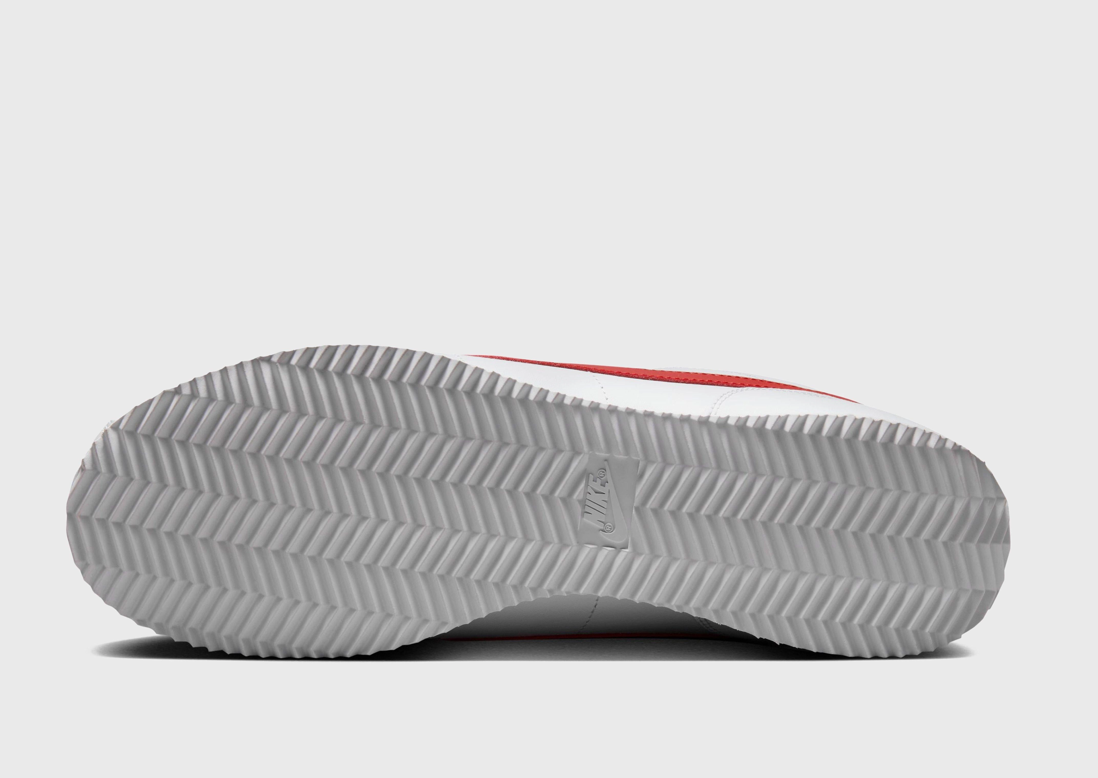 Everyday Core, Form In Action, Quiet Attitude, Built For Motion, Modern Movement Gear, Ready For Rhythm, Relaxed Innovation