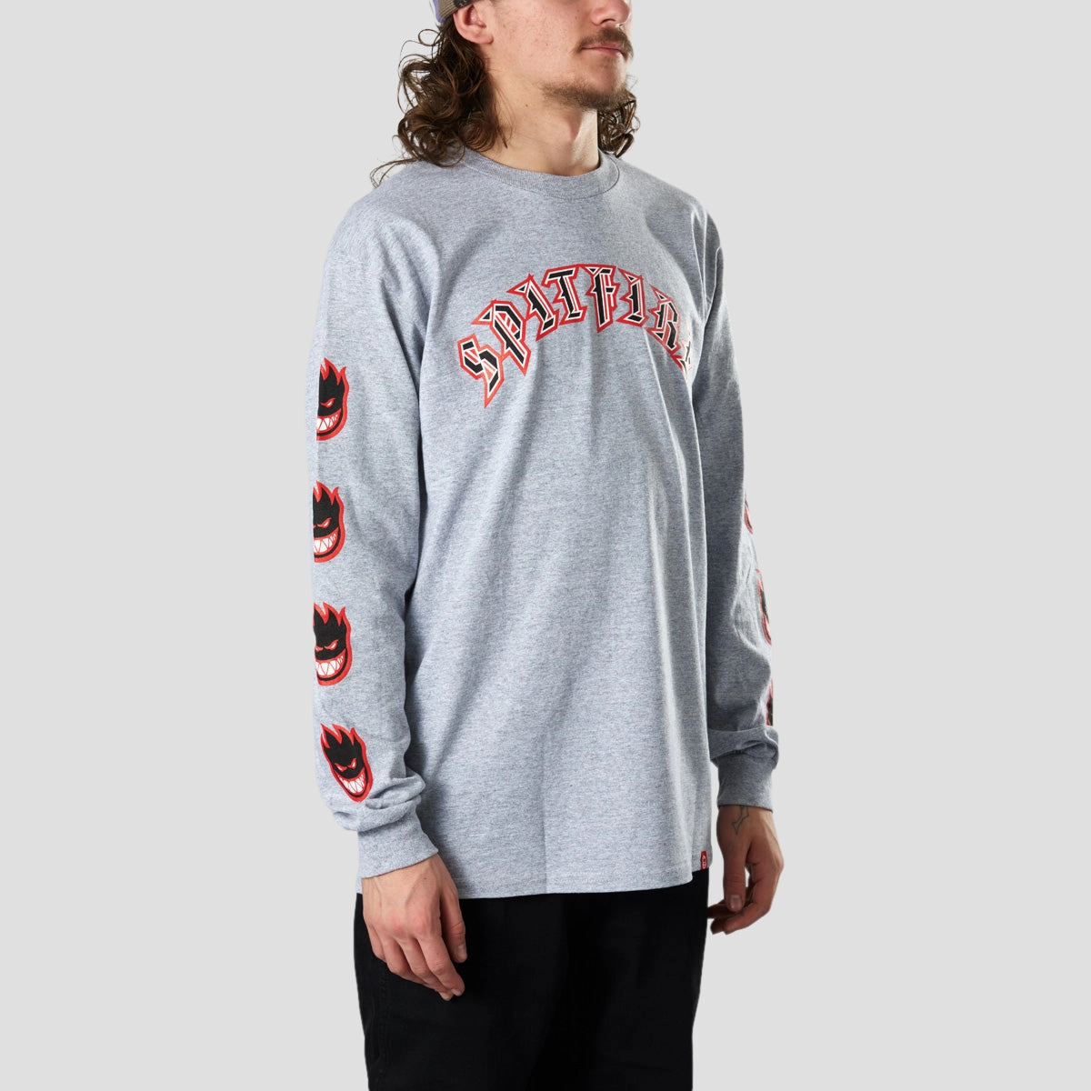 Form And Function, Cool And Essential, Bold Looks, Tech-Forward Fit, Daily Wear, Go-Gear, Minimalist Edge, Smooth Silhouettes