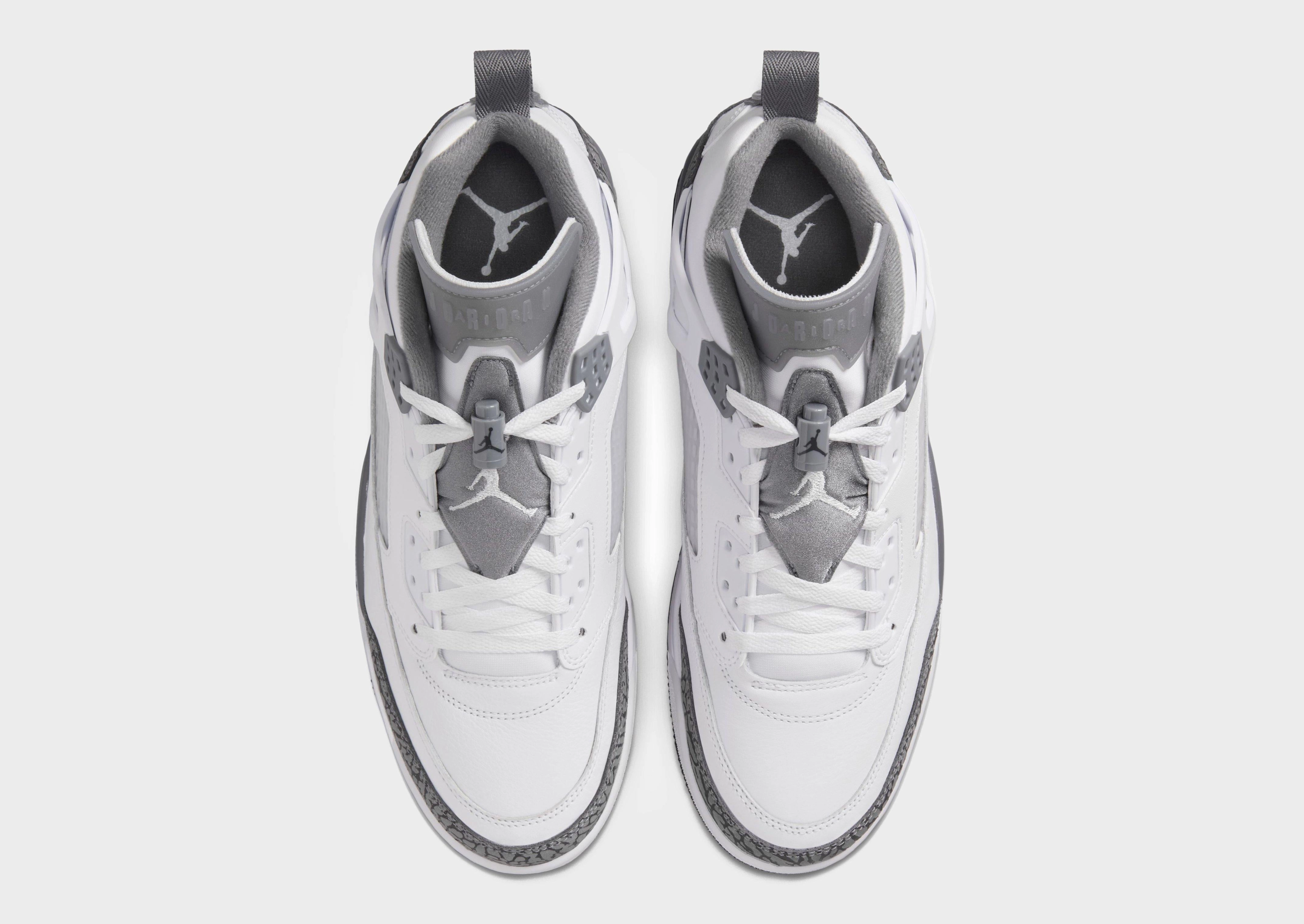 Clean Direction, Future In Motion, Move-Easy Layers, Designed With Rhythm, Clean-Motion System, Quiet Attitude, Seasonal Updates