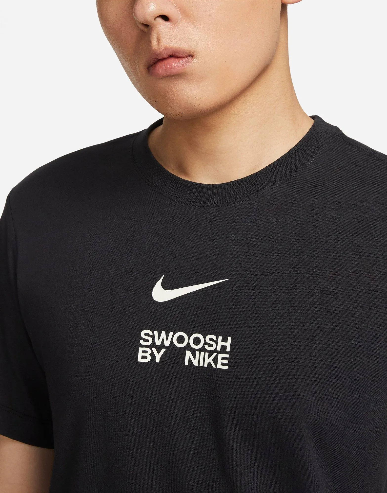 City Ready, Minimal Focus, Active Corewear, Subtle Style Gear, Dynamic Fit