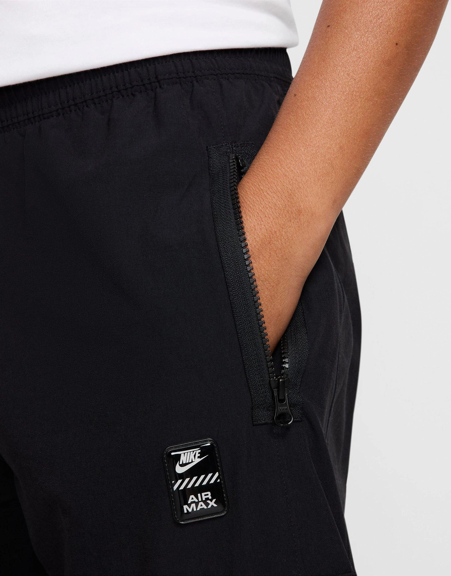 Structured Freedom, Comfort Redefined, Versatility Matters, Core Aesthetic, Flow With Confidence, Dynamic Looks, Modern Pattern