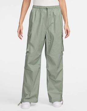 Clean Aesthetic, Mindful Motion, Modular Design, Style To Evolve, Mindful Wear, Essential Structure