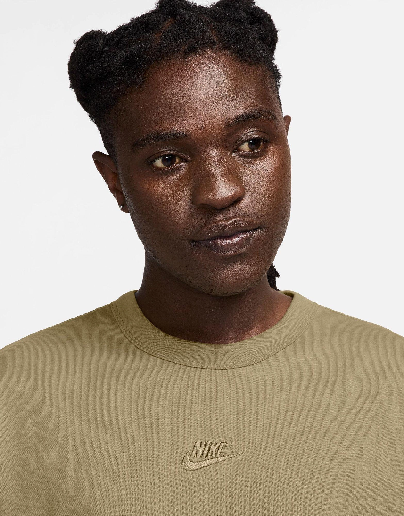 Designed For Days, Refined Edge, Crafted Lifestyle Gear, Fluid Lifestyle, Creative Layers, Crafted To Move, Breathe And Move