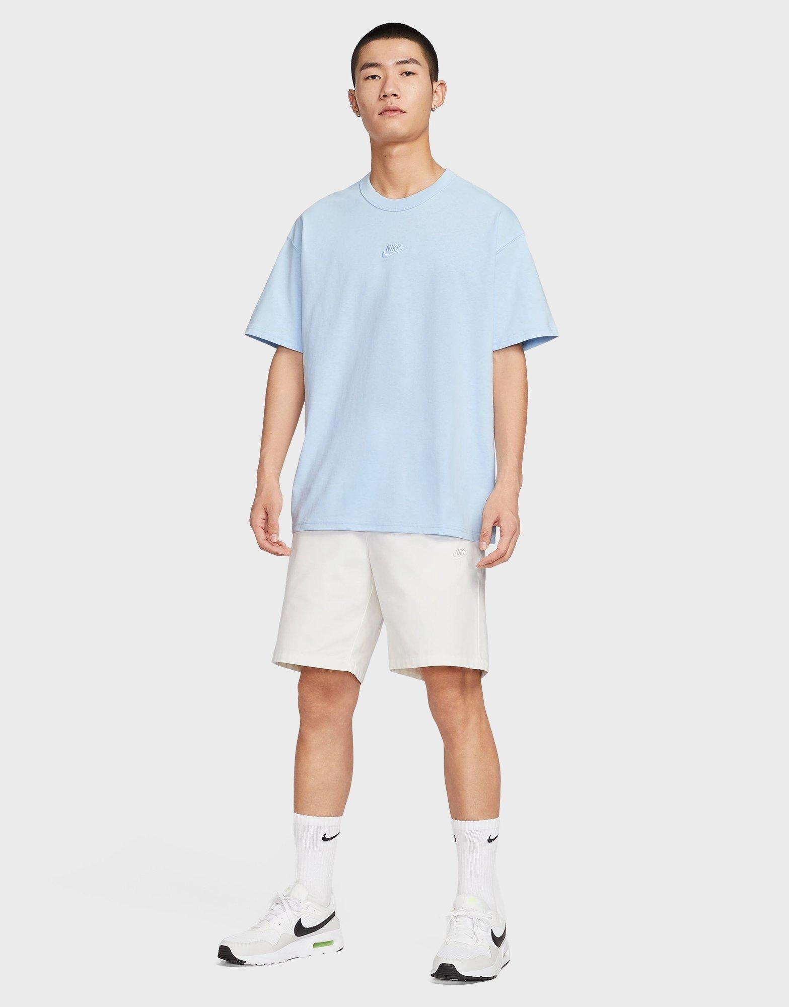 Effortless Fit, Relaxed Core, Everyday Ease, Low-Key Bold, Street Motion, Soft Structure, Cool And Clean, Active Lifestyle Gear