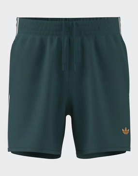 Relaxed Innovation, Designed For Ease, Urban Calm, Your Functional Form, Style In Action, Essential Gear