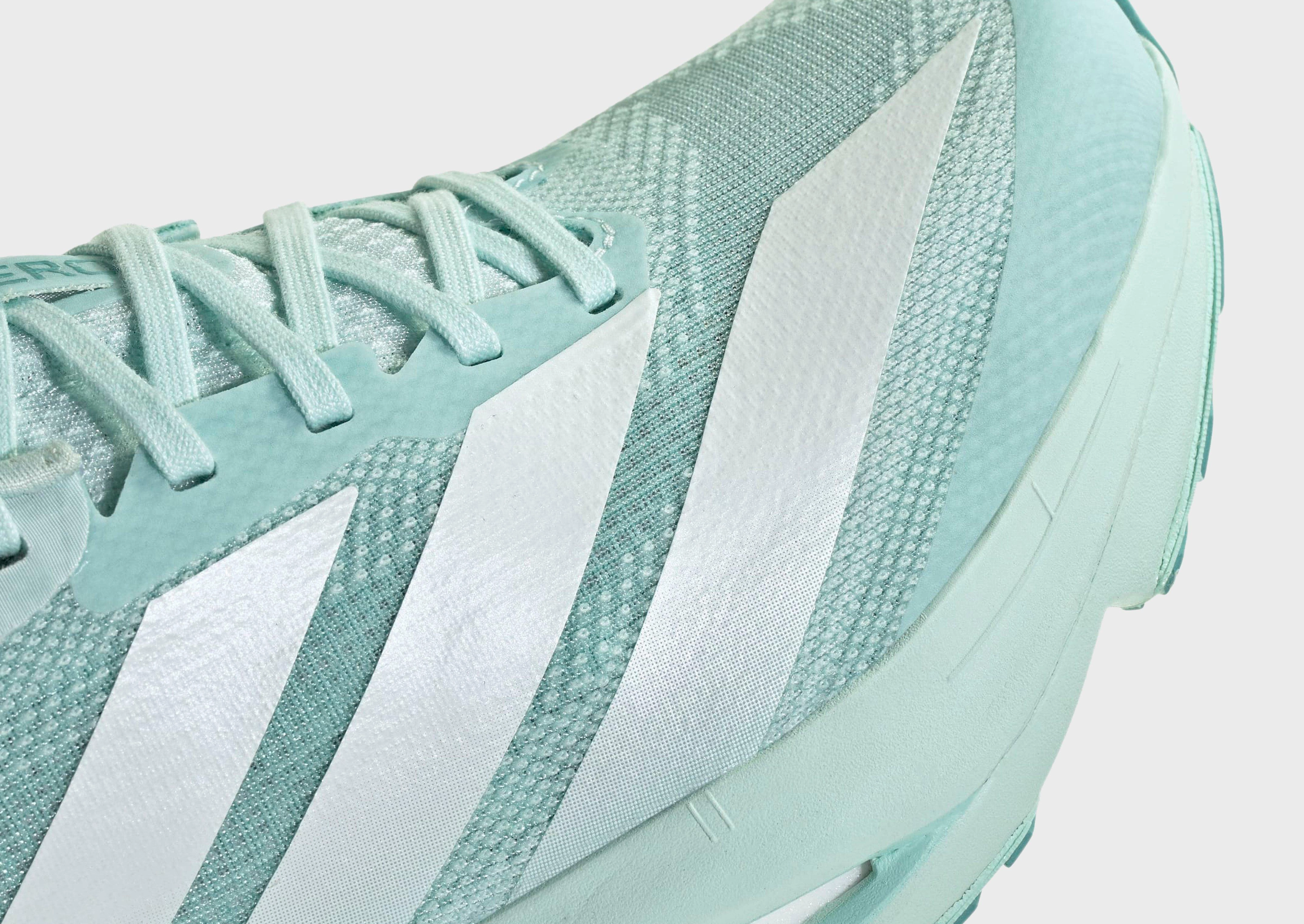 Pure Lines, Structured Motion, Go-Anywhere Style, City-Proof, Go With Flow, Versatile Gear