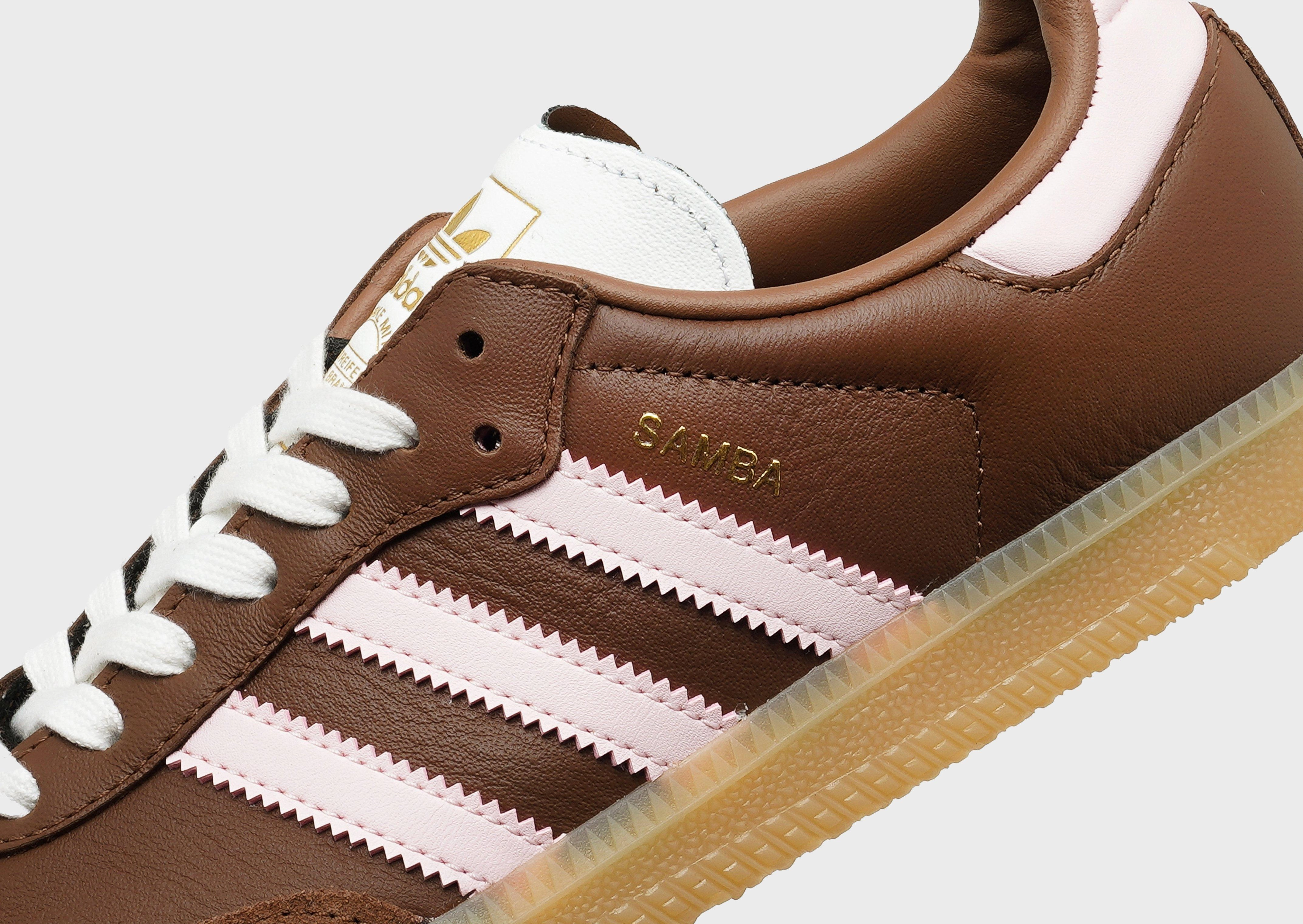 Modern Momentum, Clean-Motion System, Future Utility, Forward-Looking Fit, Precision Style, Edge And Ease