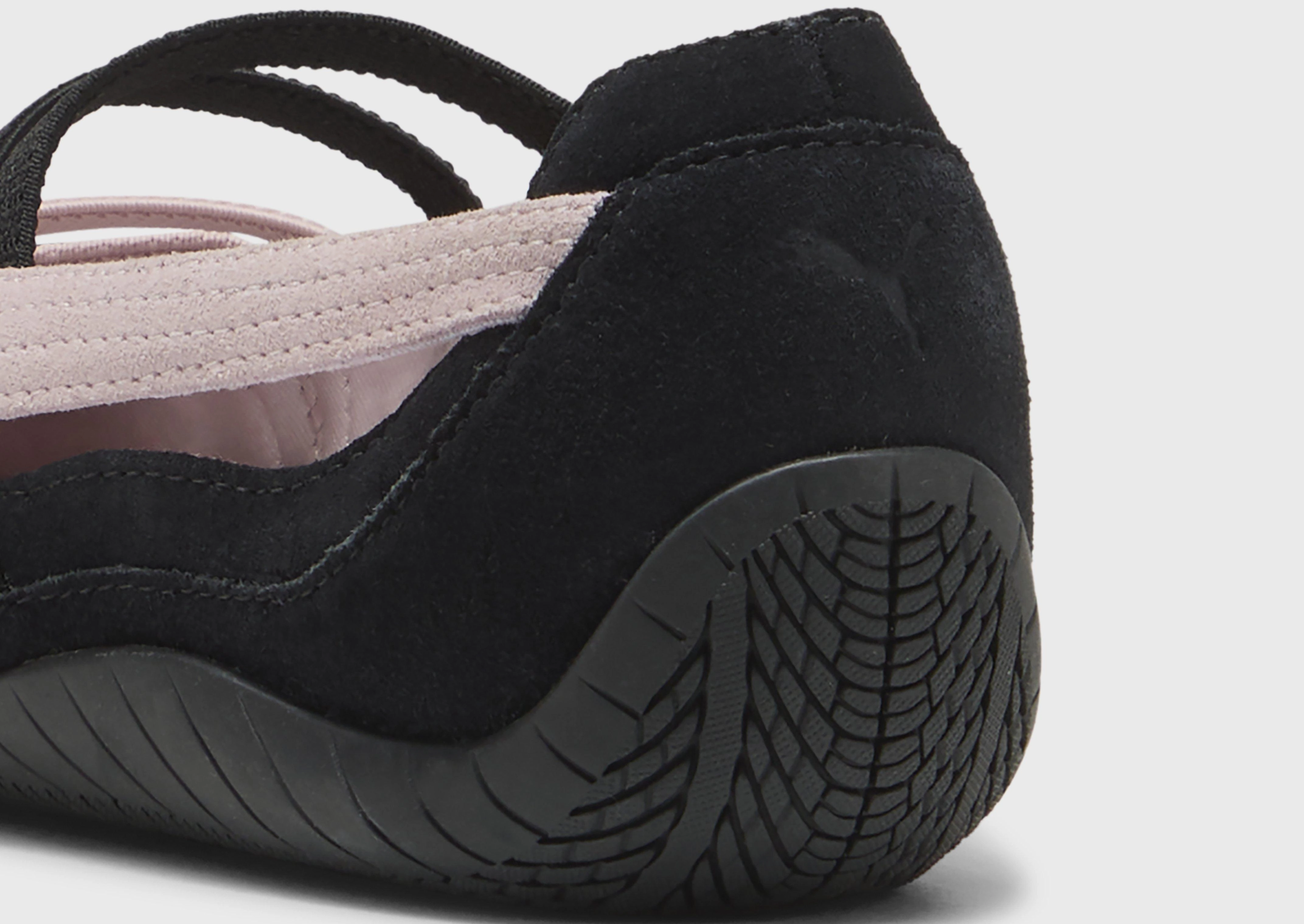 Form-Centered, Style Flowwear, Modular Minimalism, Ready To Flex, Fit To Live, All-Day Rhythm