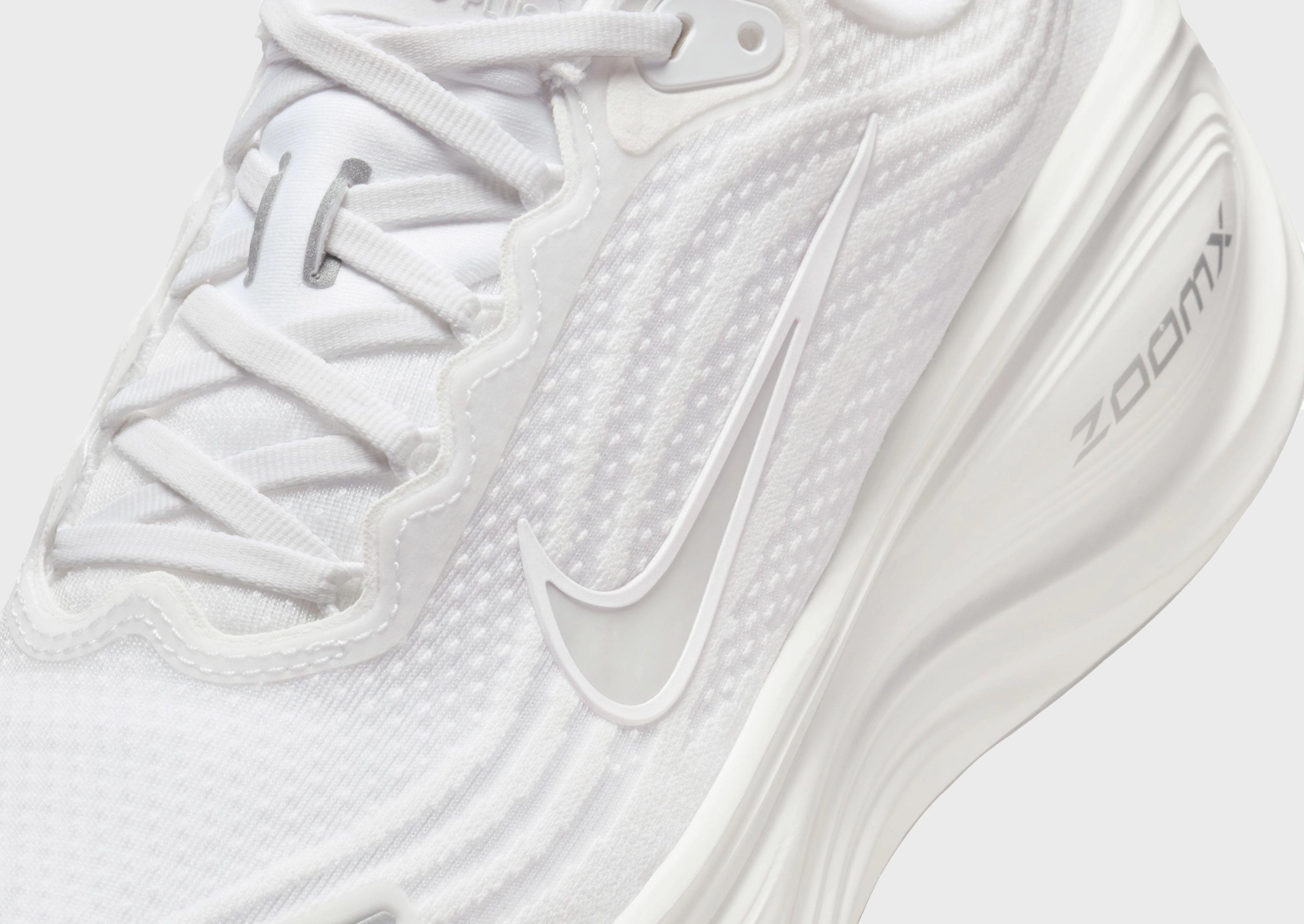 Premium Layers, Calm In Motionwear, Design-Led, Sleek Mindset, Built For Today