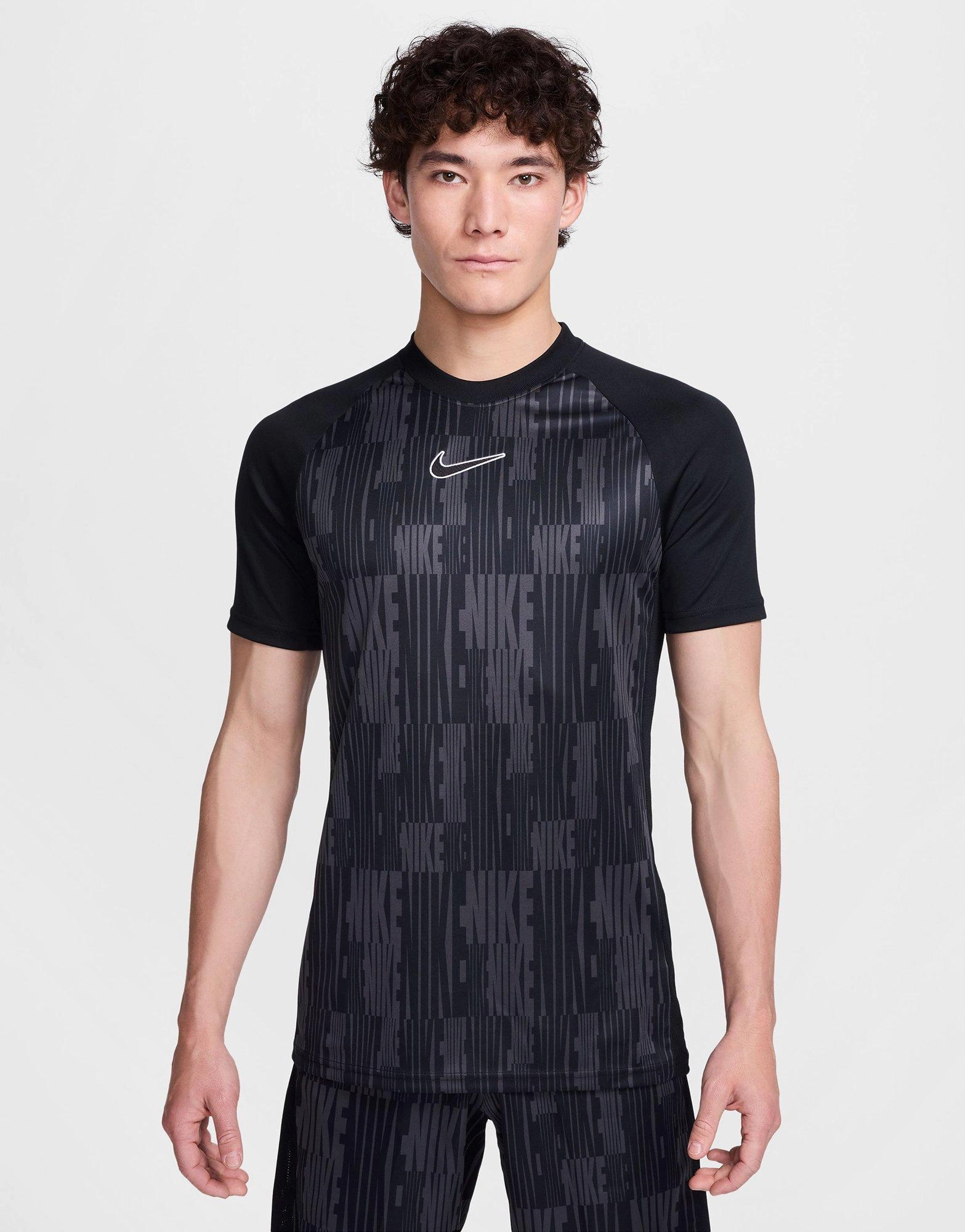 Effortless Fit, Mobility Made Easy, Layered Utility, Go Further, Your Functional Form, Clean Citywear
