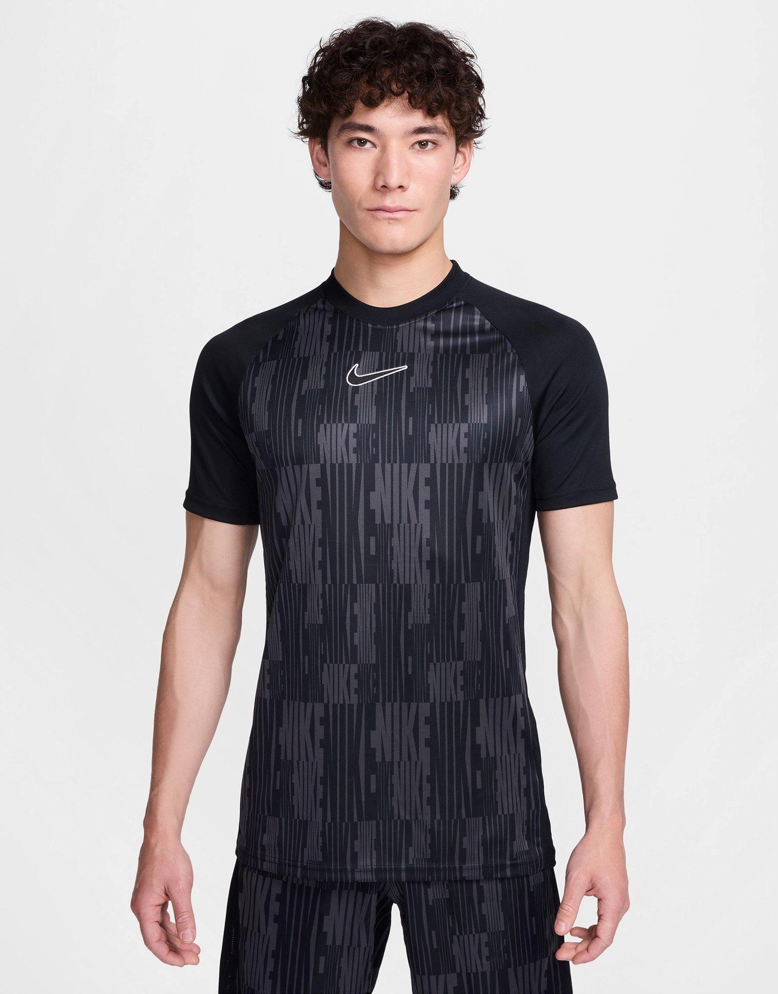 Effortless Fit, Mobility Made Easy, Layered Utility, Go Further, Your Functional Form, Clean Citywear