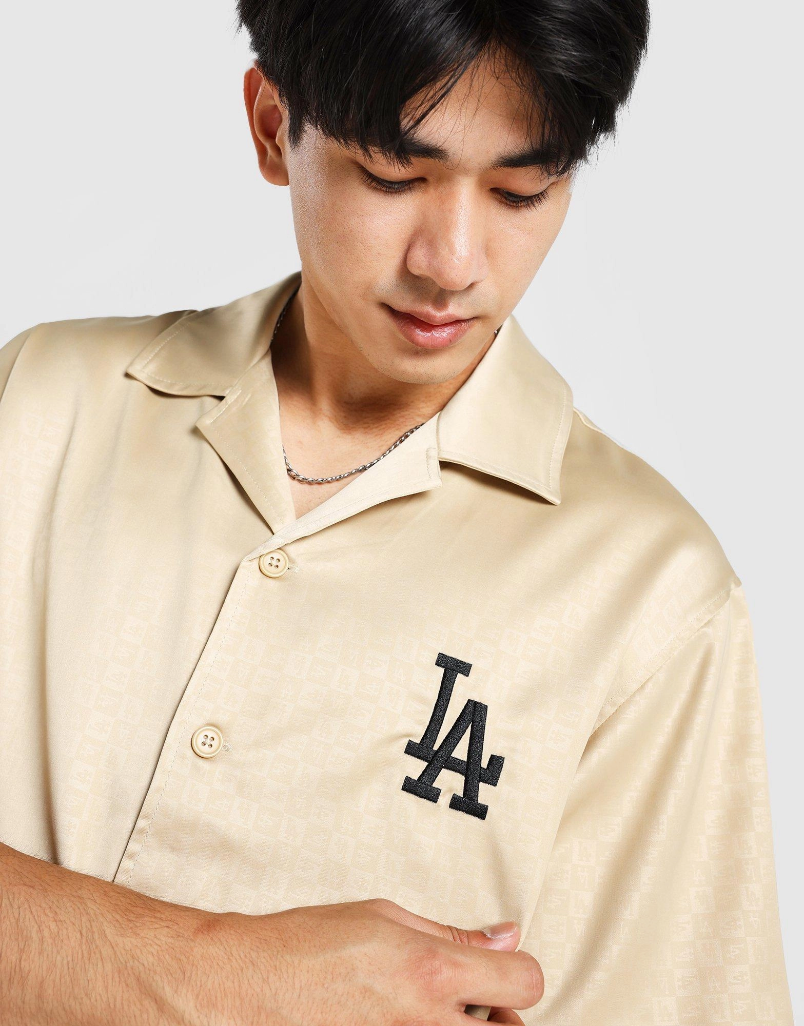 Layer Light, Soft Urban Core, Made For Rhythm, Essence Wear, Your New Core, Designed For Pace, Live Refined, Versatile Pulse