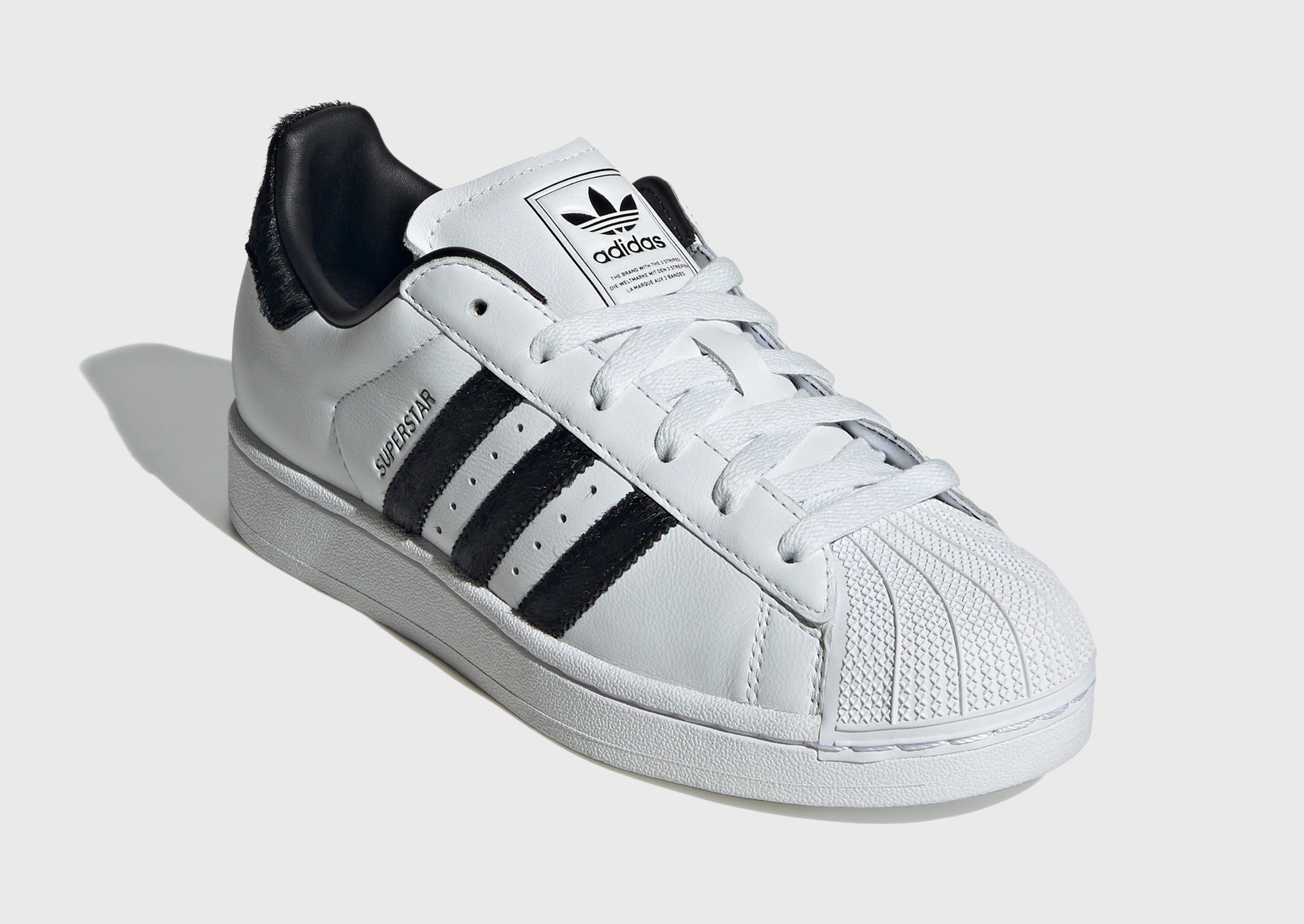 Vibe-Driven Gear, Edge In Motion, Refined Moves, Minimal Mood, Live In Motion