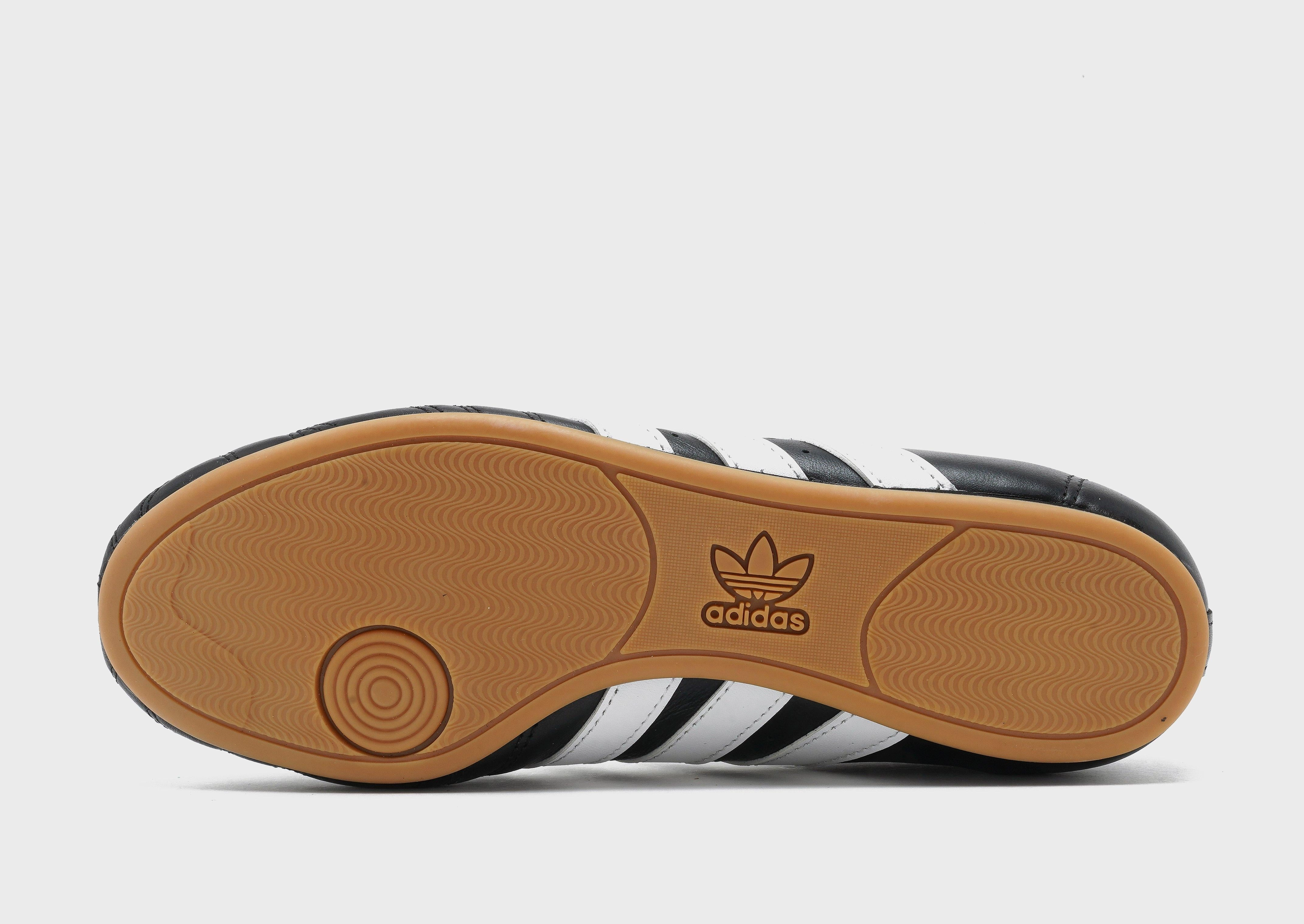 Motion Clarity, Curated Looks, Form Meets Calm, Built For Real, Adapt To Flow, Crafted Ease, Coolly Crafted