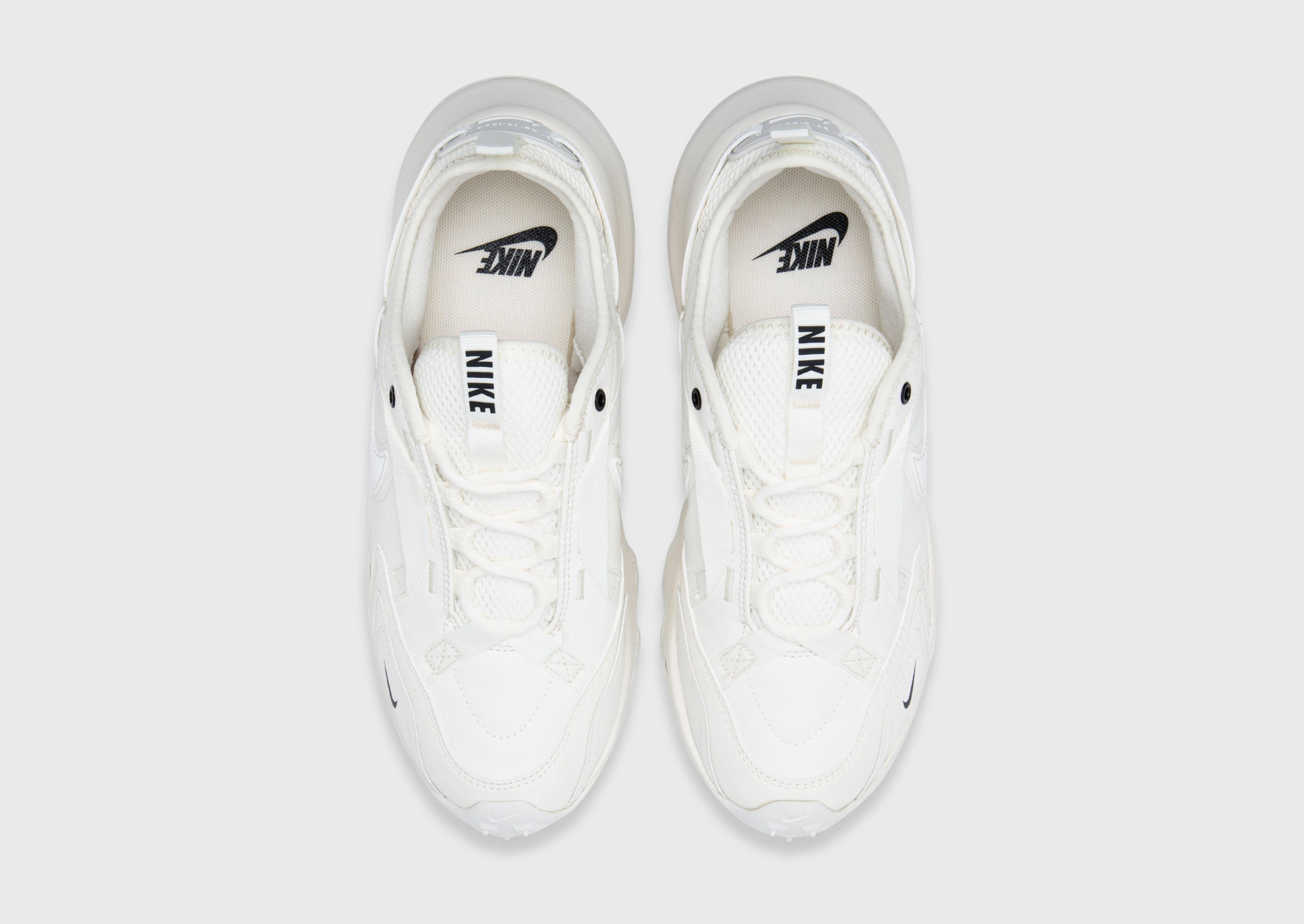 Coolly Crafted, Visual Ease, Relaxed Refinement, Free To Move, City Uniform, Smart Design Gear, Soft Structure