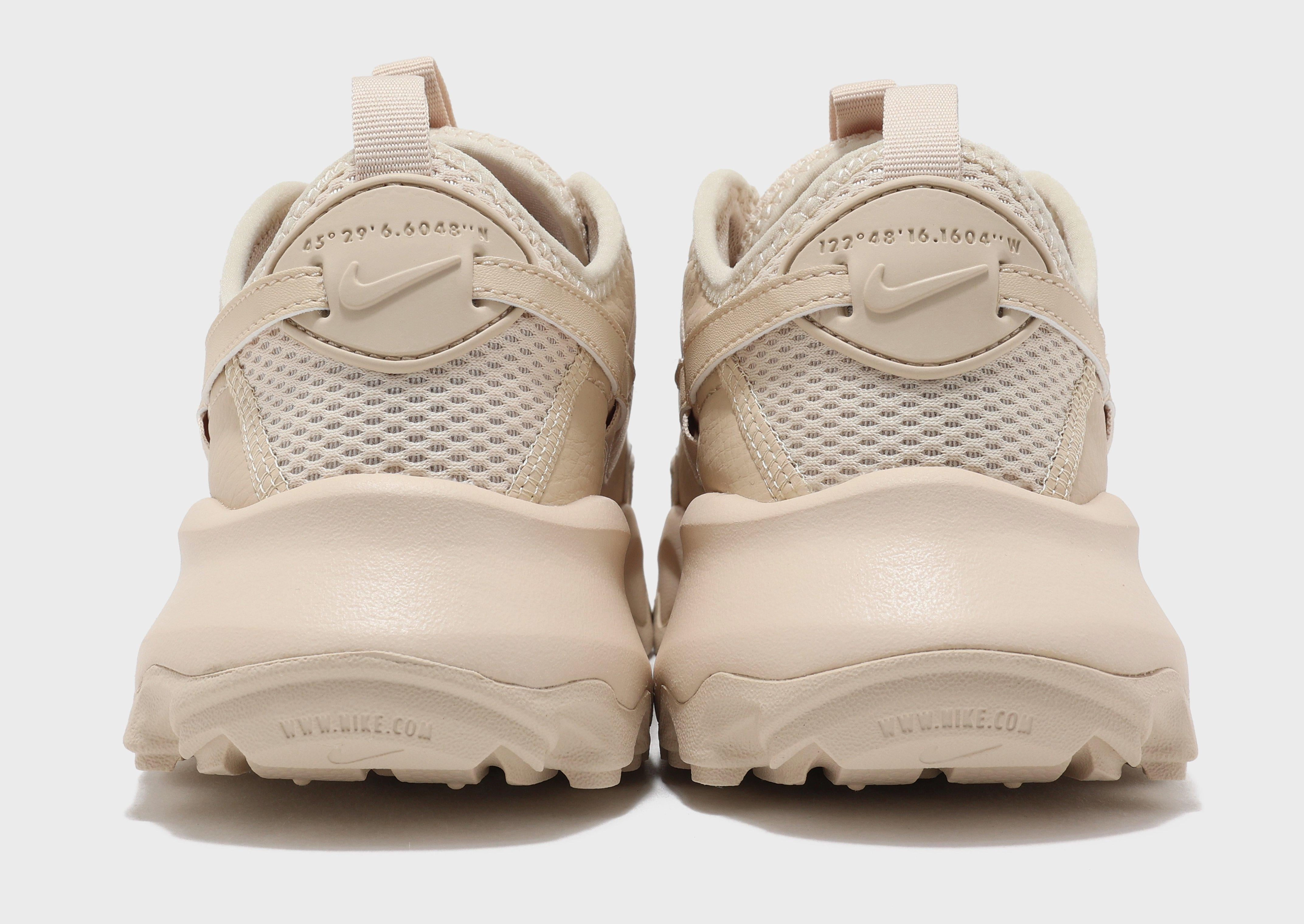 Comfort In Layers, Motion Elements, Move-Ready Looks, Core Aesthetic, Clean-Life Gear