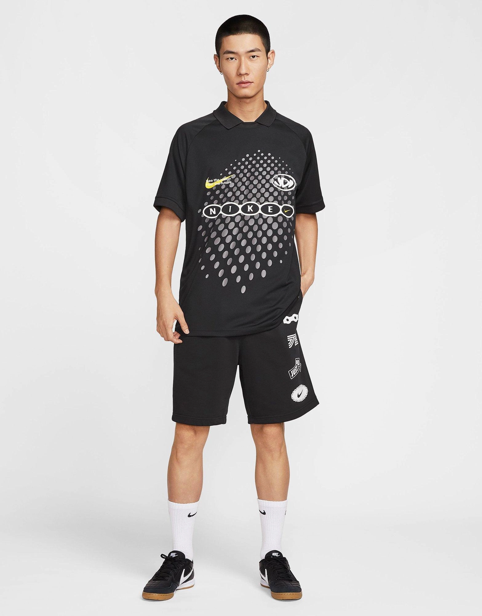 Lightweight Presence, Crafted Evolution, Urban Layering, Performance Meets Style, Breathe And Move, Optimized Rhythm, Next-Gen Design, New Wave Fit