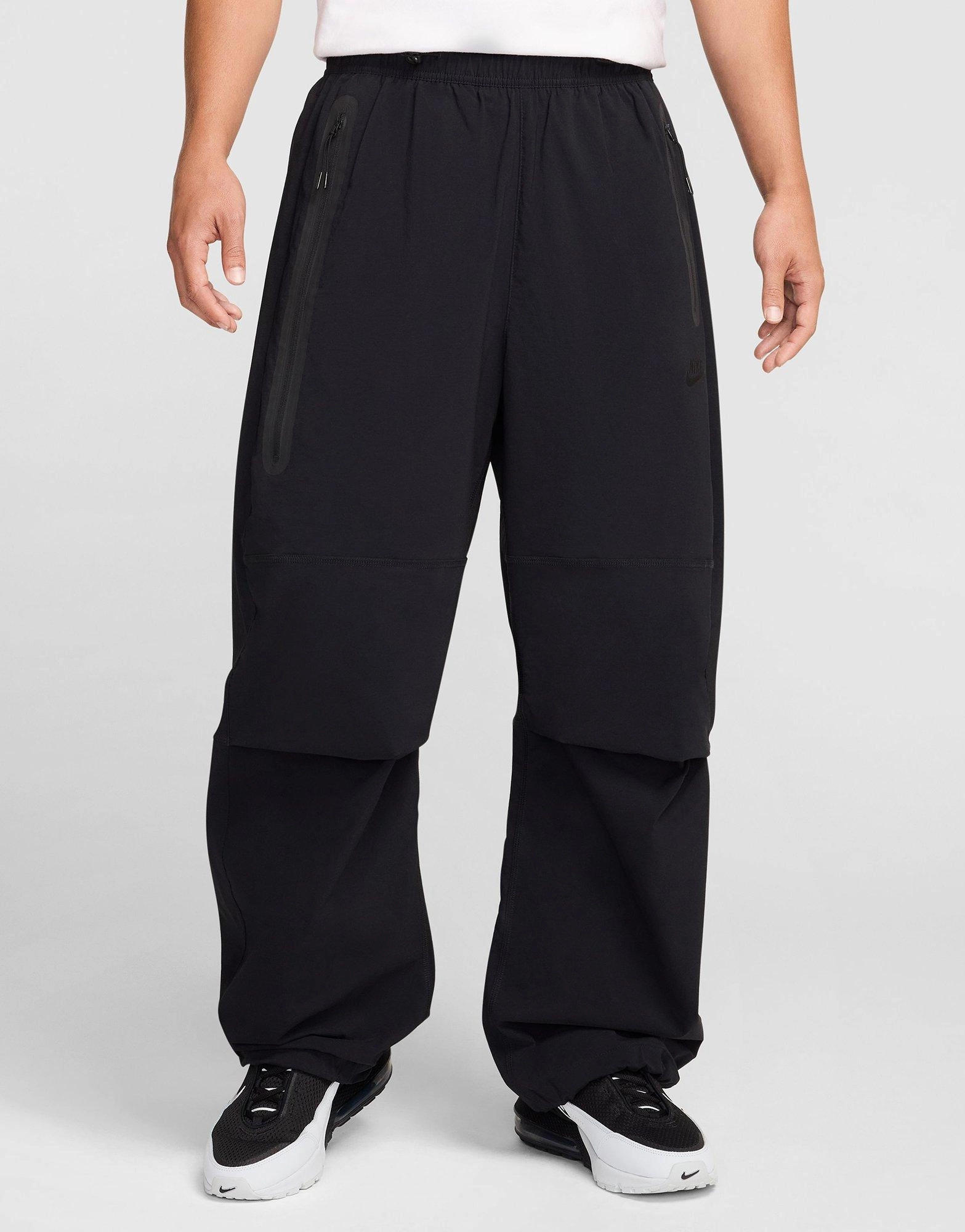Clean Direction, Fluid Design, Creative Layers, Refined Streetwear, Subtle Signature, Pulse Of The City