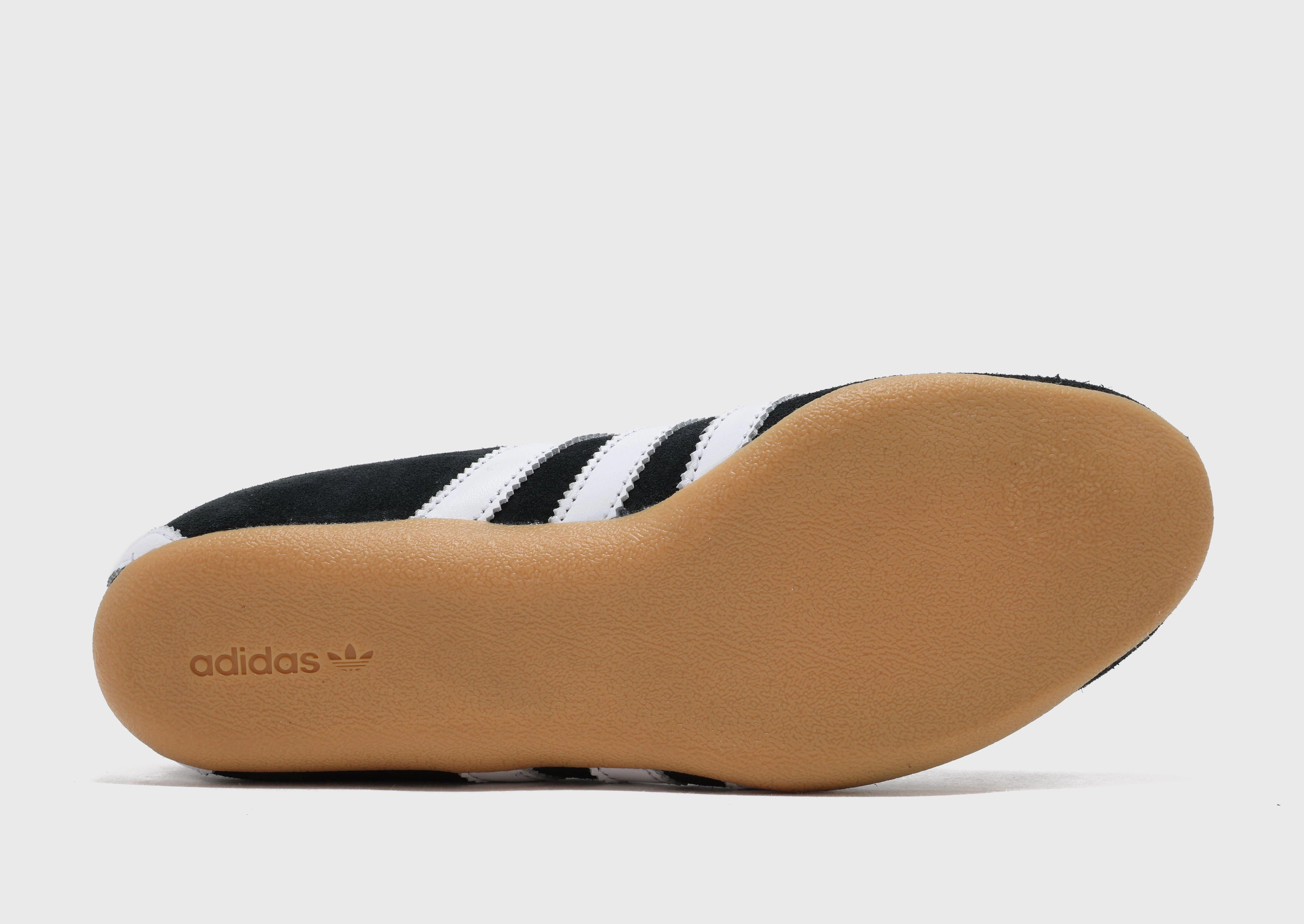 Essence Of Movement, Ready To Flex, Built Around You, Wear The Moment, Made To Perform, Modular Motionwear