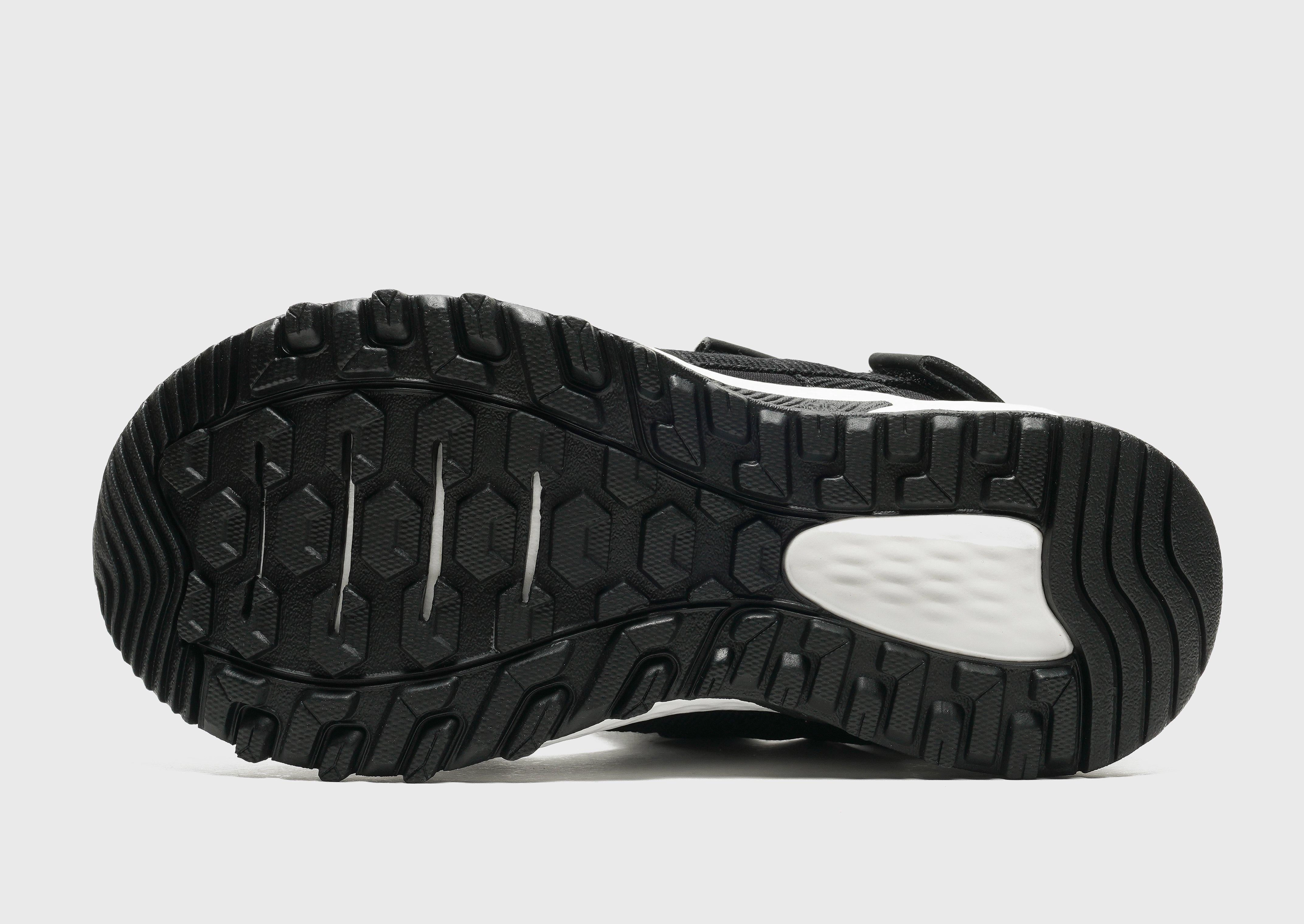 Rhythmic Comfort, Bold Minimal, Calm In Motion, Flow-Wear Future, City-Flex, Comfort-Driven, Bold In Simplicity, Urban Calm