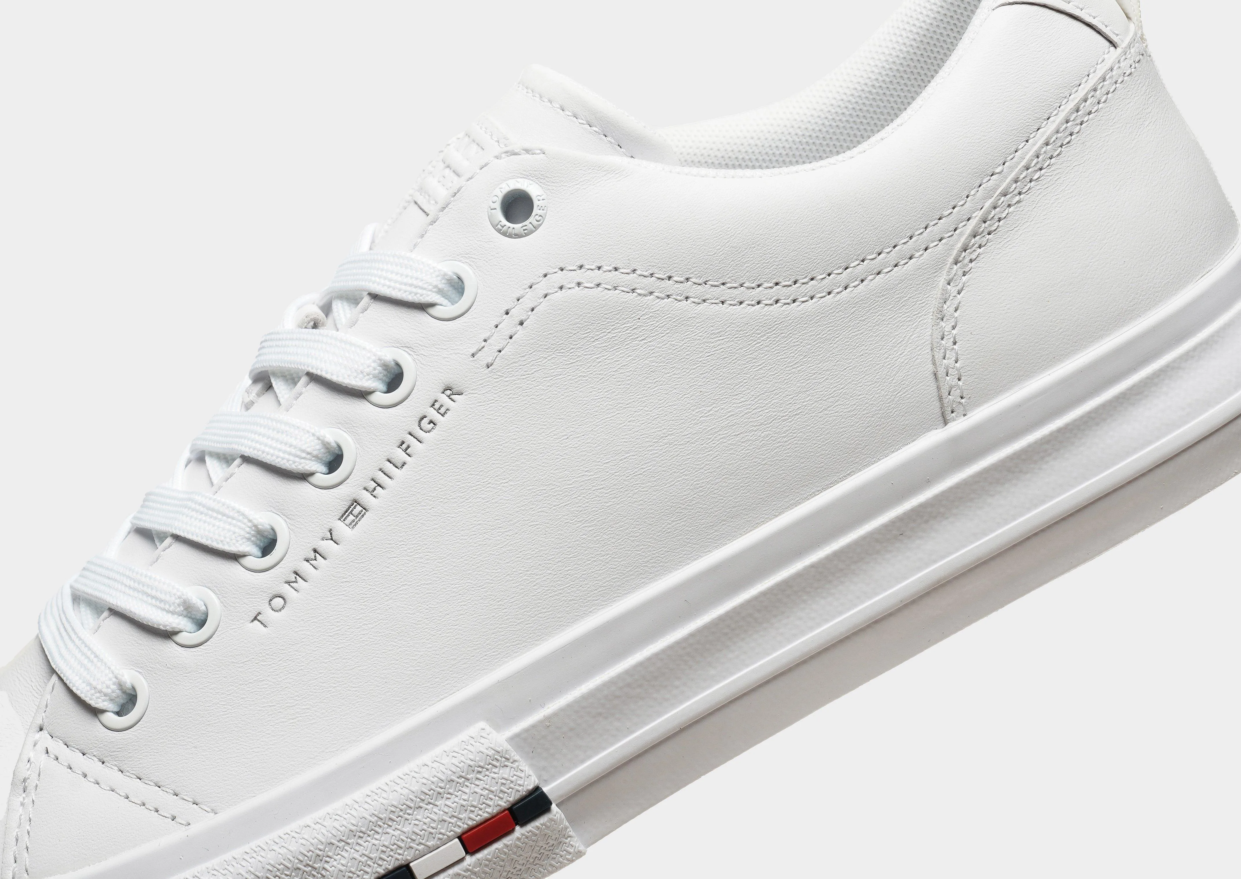 Active Core, Progressive Feel, Urban Flowwear, Weekend Ready, Form Meets Calm, Modern Essentials, Subtle Tone, Everyday Uniform