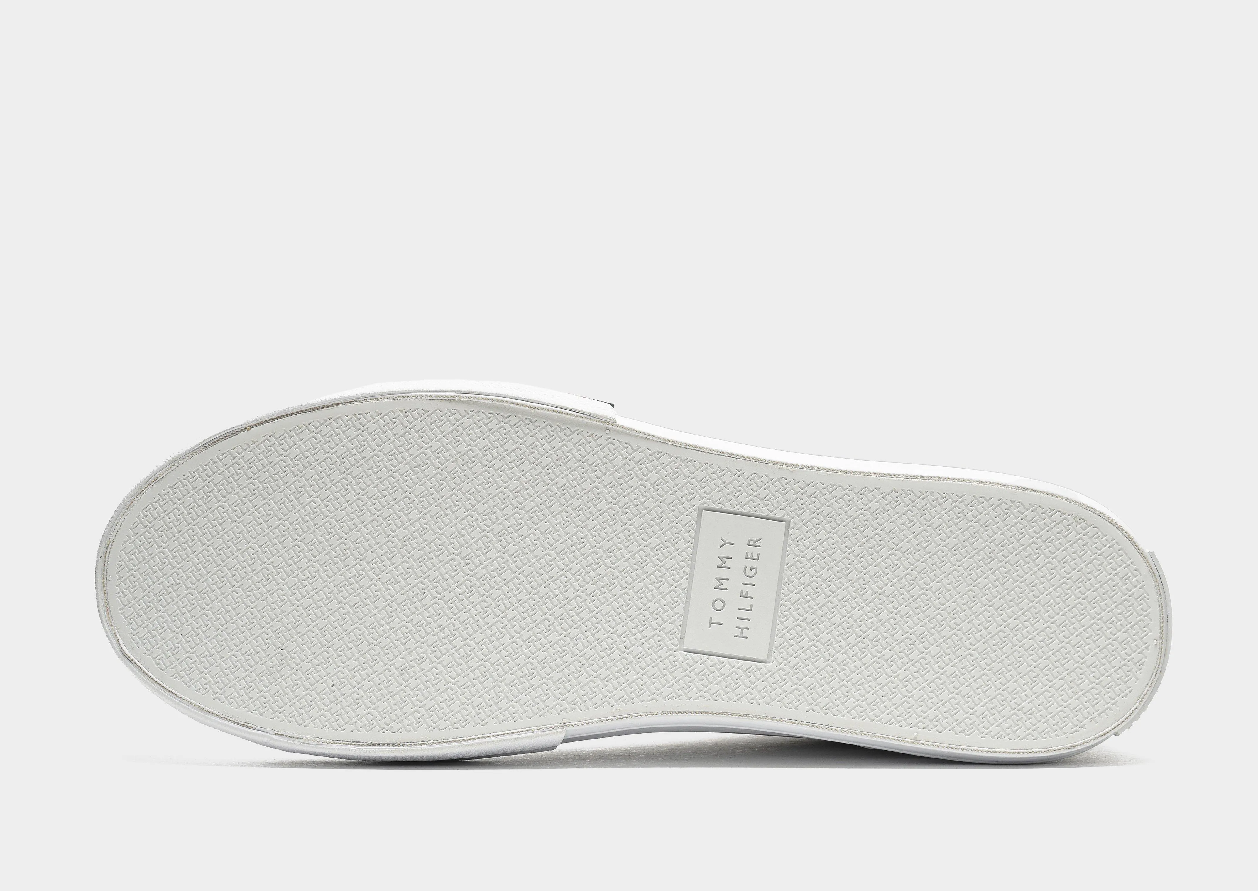 Vibe-Driven Gear, Everyday Fresh, Bold Comfort, Effortless Minimal, Urban Toolkit, Shift Your Gear, Essentials On Point