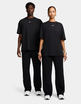 Style In Action, Motion Simplicity, Sleek Routine, Daily Essentials, Elevated Gear