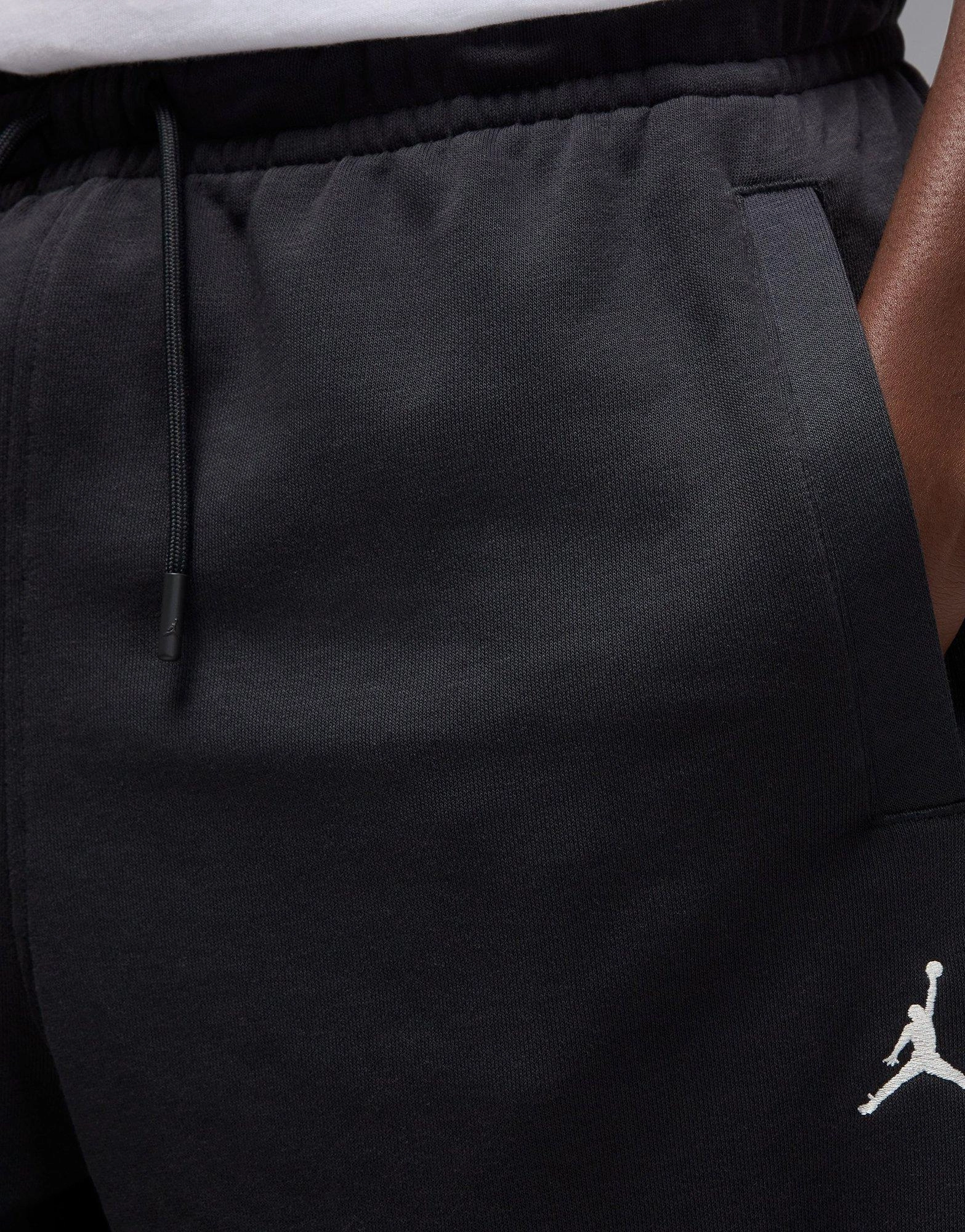 Updated Rhythm, Ease And Balance, Hybrid Aesthetic, Neutral Layers, Function-Refined