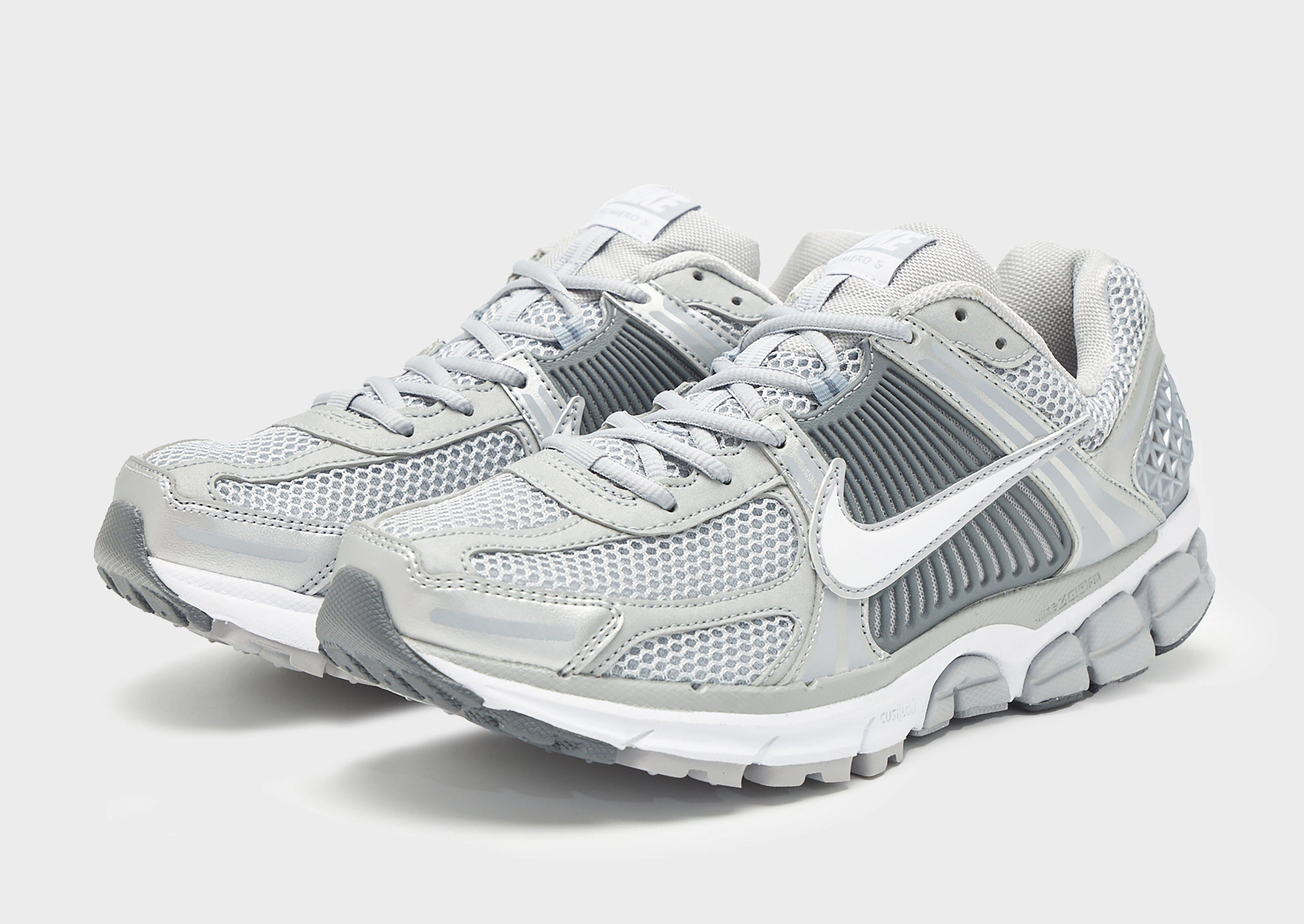 Modern Tone, Simple City, Flexible Form, Cool And Essential, Timeless Cool, Modular Motionwear, Minimal Gear, Express Yourself