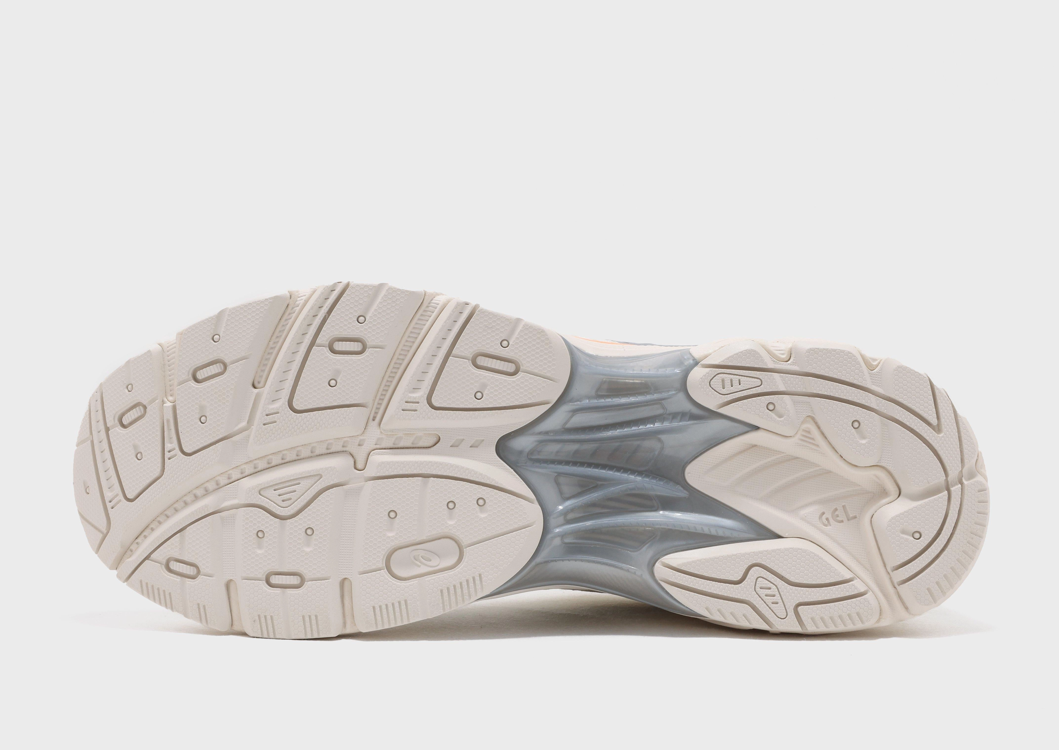 Lightweight Presence, Layered Utility, Easy Layering, Cool Rhythm, Low-Profile Style, Built For Today, Streamlined Mobility