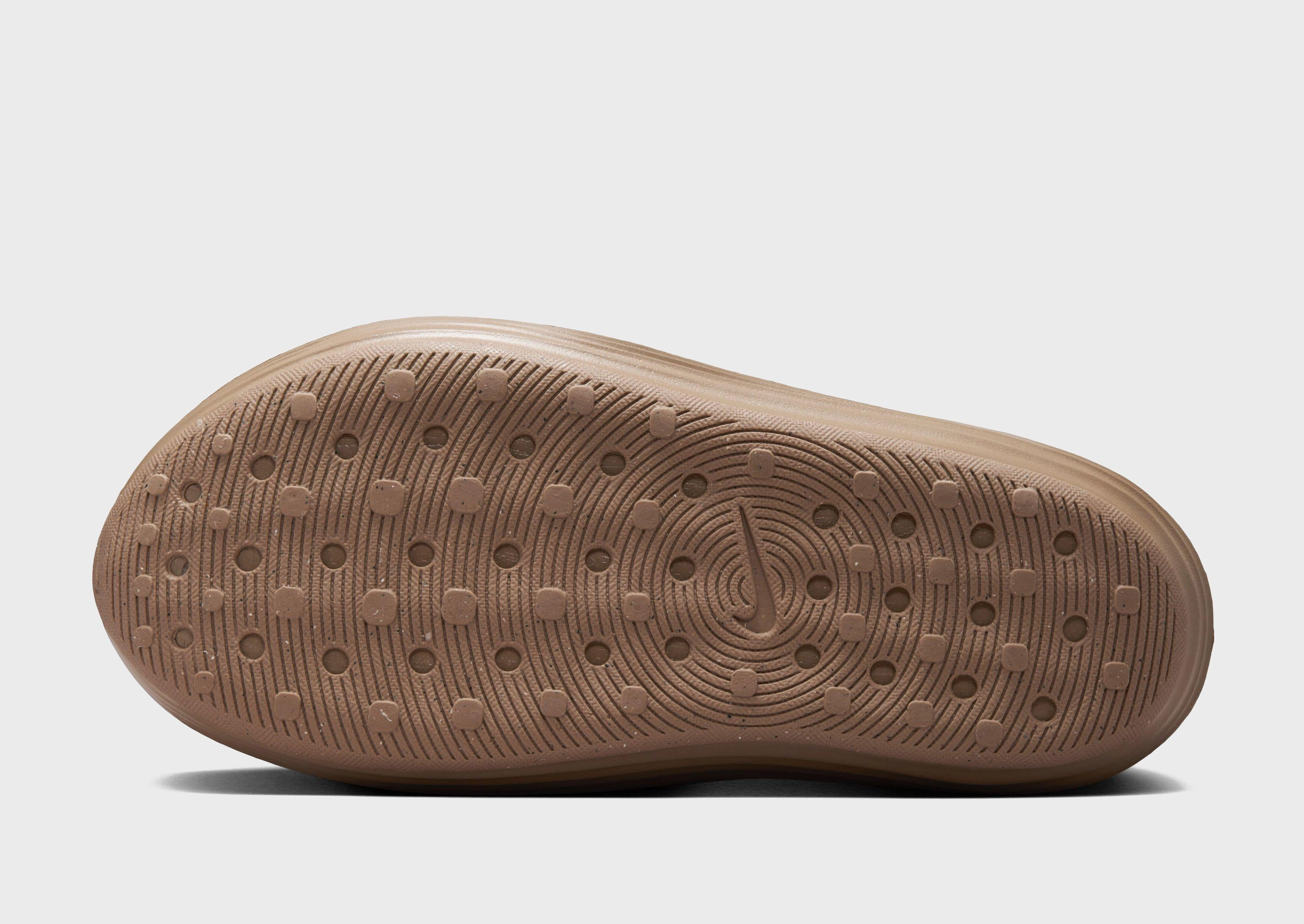 Lifestyle Direction, Form-Light Fit, Designed With Rhythm, Essentials, Upgraded, Movement Reimagined, Seamless Outfit, Universal Outfit, Engineered Comfort