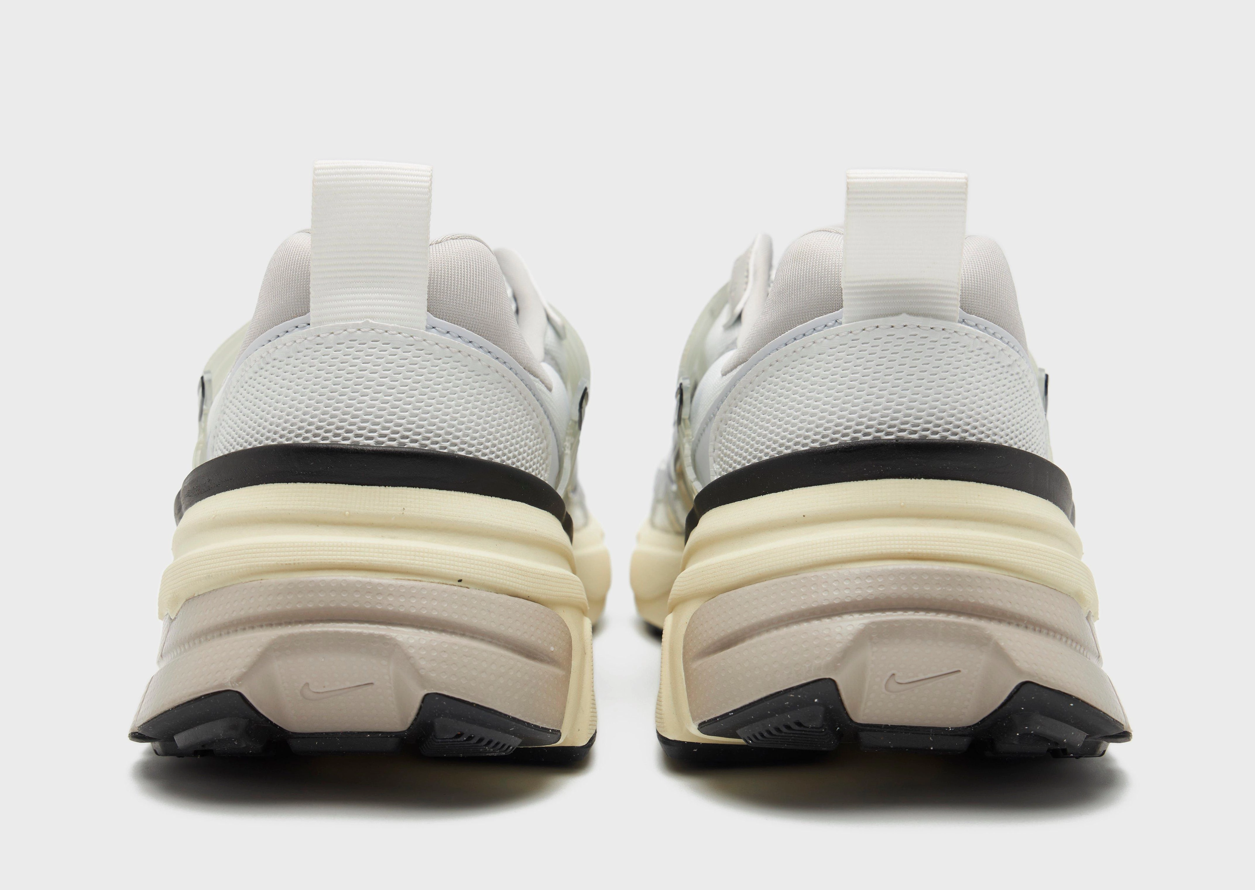 City-Proof, Calm Aesthetic, Subtle Performance, Everyday Uniform, Wearable System