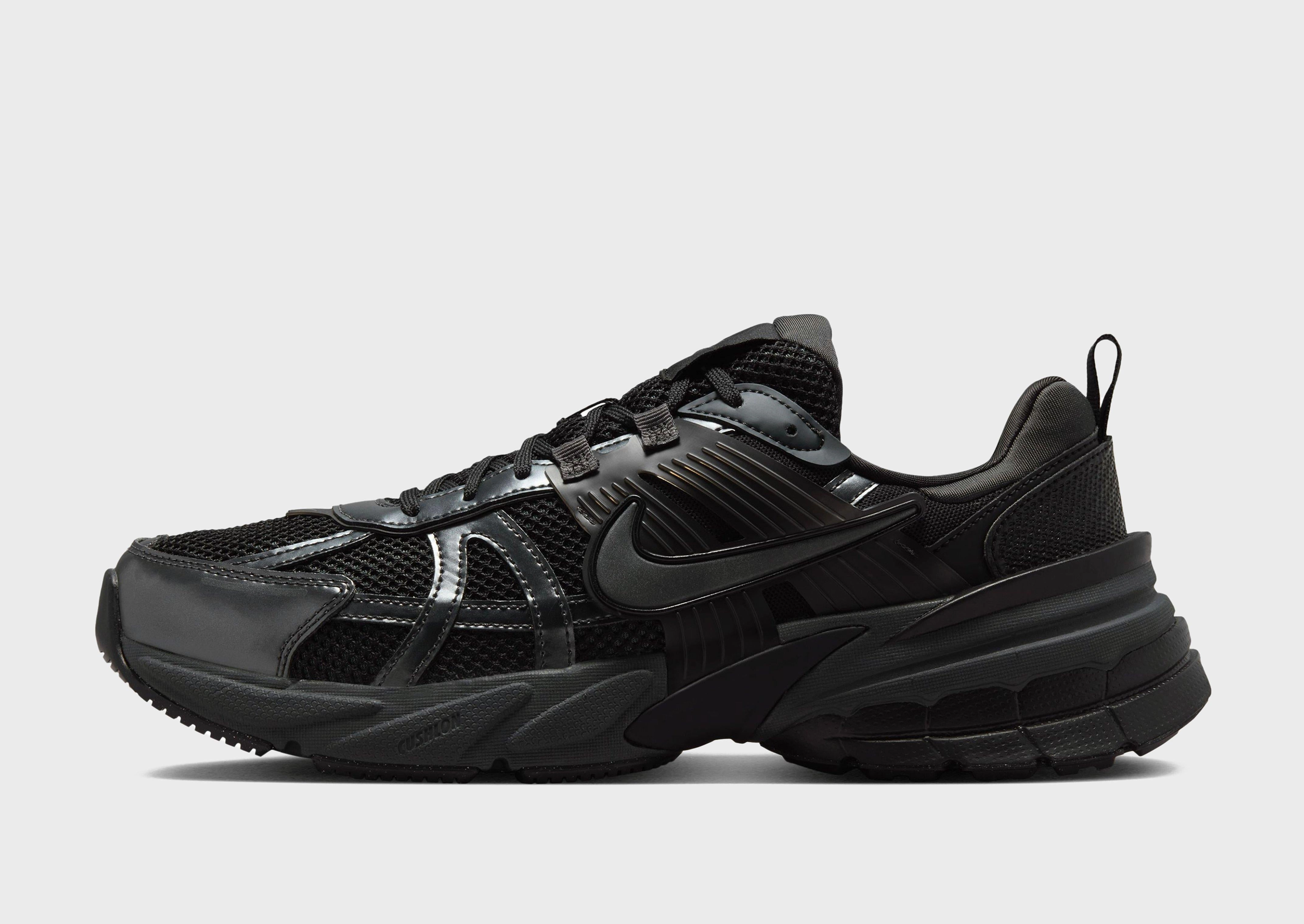 Motion Clarity, Cool Minimalism, Refined Tone, Form-Focused, Refined To Move