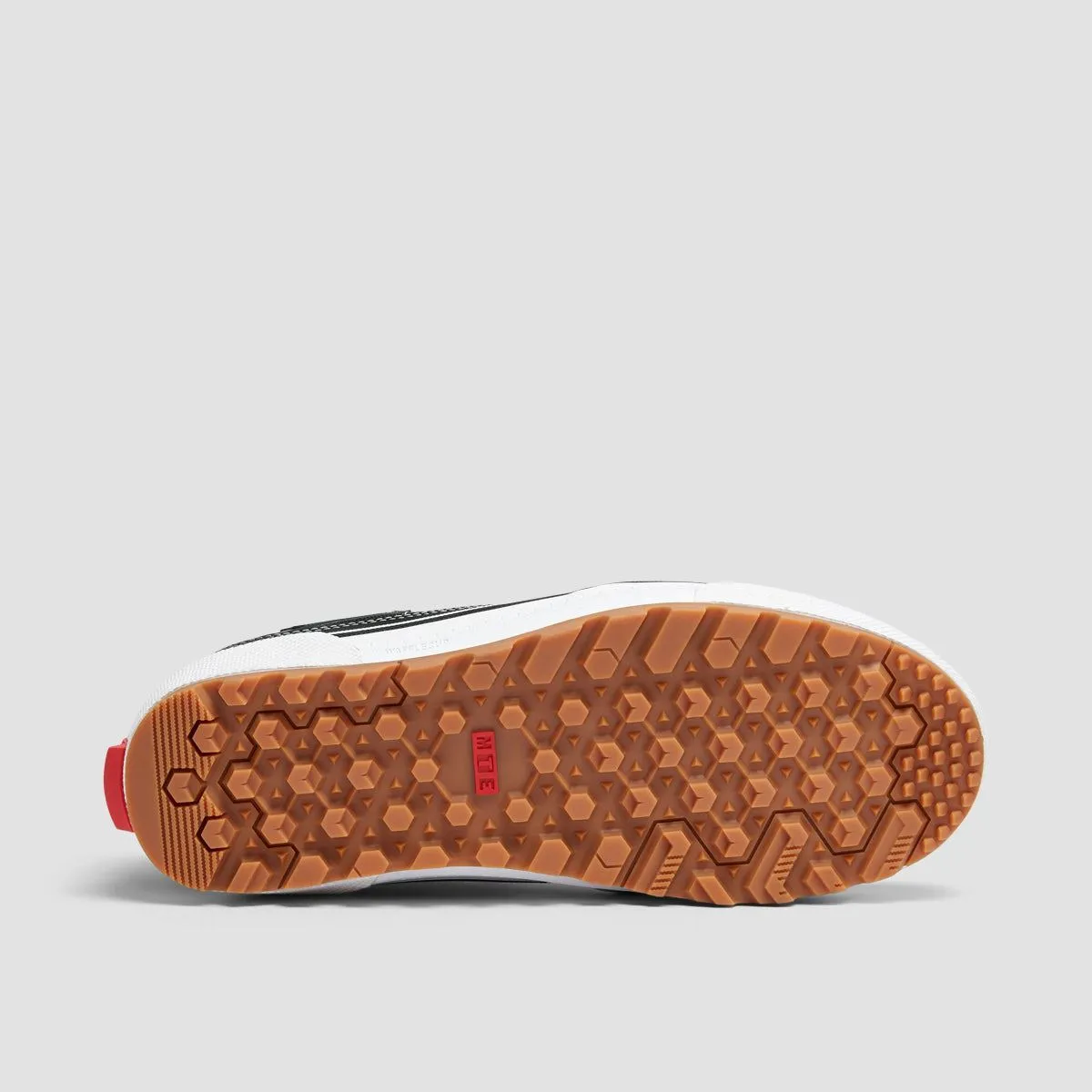 Everyday Fresh, Constant Comfort, Soft Impact, Elevate Your Day, New Classics, Modular Core, Adapt-Fit Gear, Ultra-Clean Style