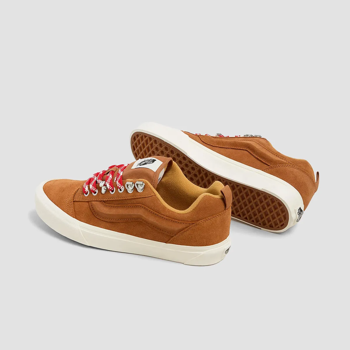 Style Simplified, Minimal Mode, Bold Details, Built For Pace, Essentials, Upgraded, Universal Outfit