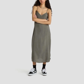 The New Essential, Urban Active, Daily-Ready, Effortless Gear, Understated Cool, Go Further, Timeless Motion