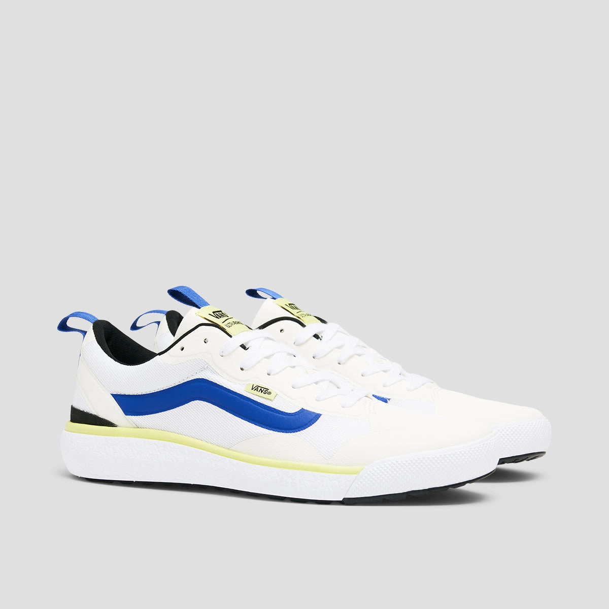 Pure Function, Feel The Flow, Rhythmic Fit, Easy Essential, Crafted In Flow, Effortless Edge, Form-Led