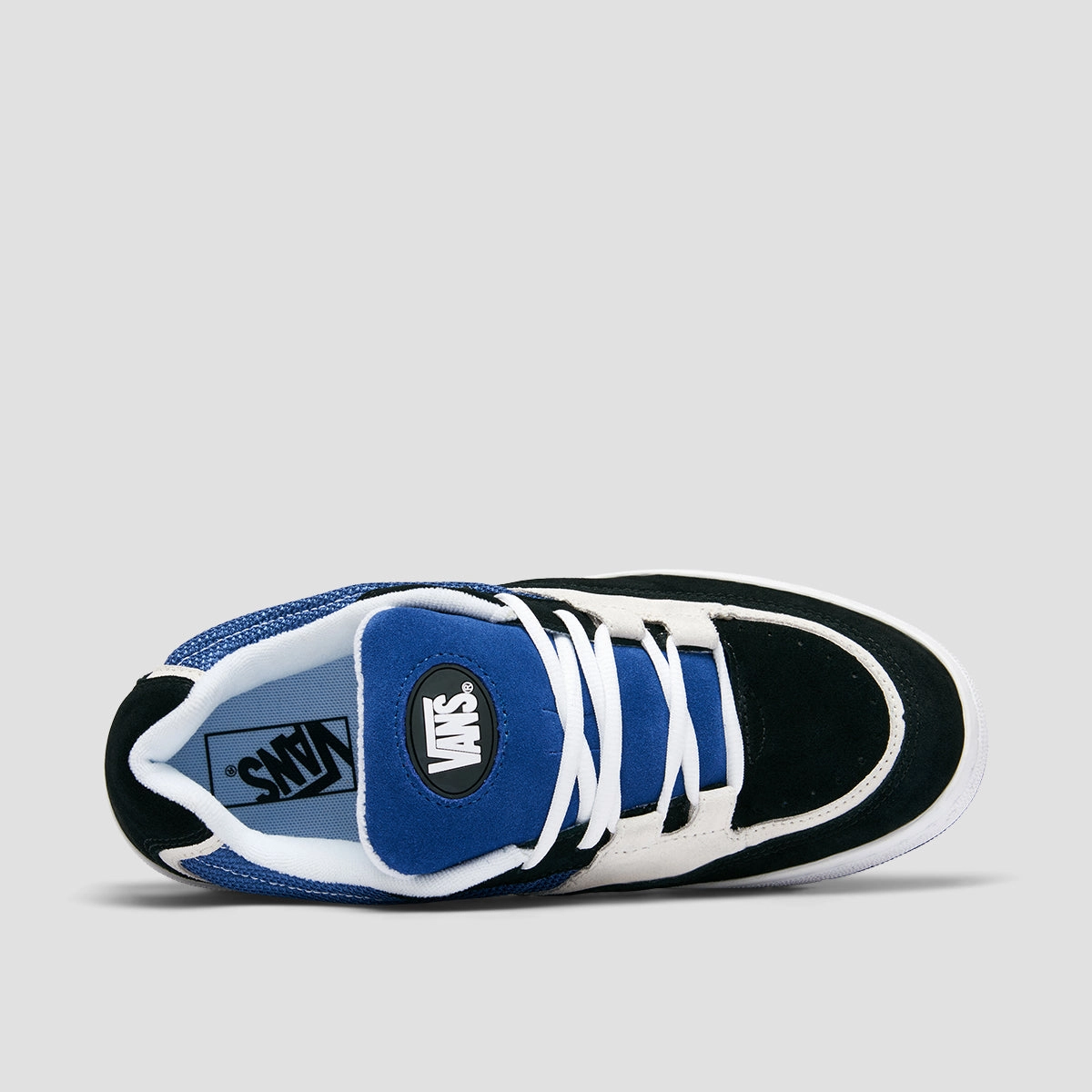Timeless Cool, Layer-Easy, Active Core, Future-Ease, Cool And Essential, Functional Ease, Streamline-Ready