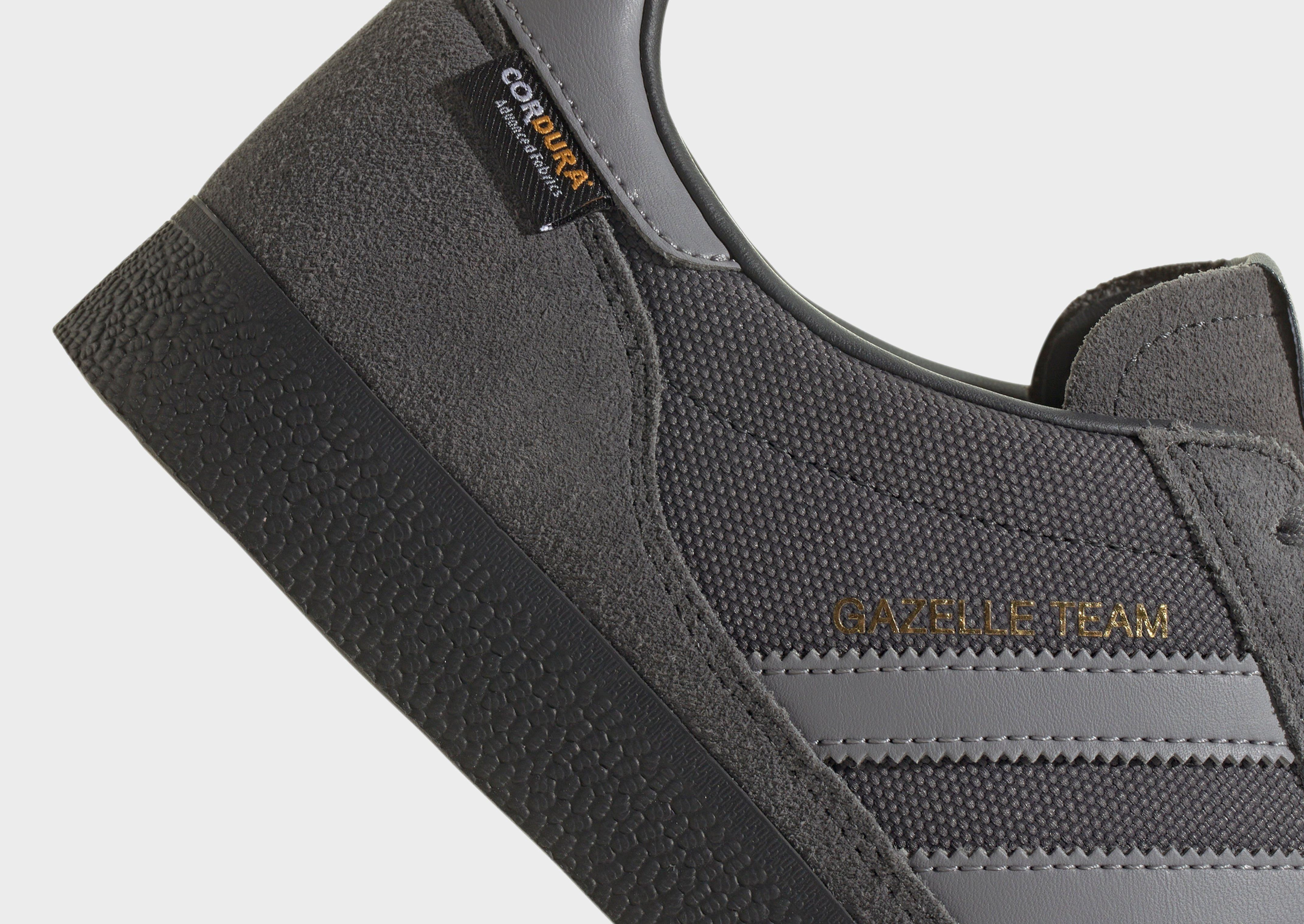 Essential Drop, Your Core Layer, Calm Aesthetic, Sleek Comfortwear, Versatility Matters, Wear The Moment, Wear Anywhere, City-Proof