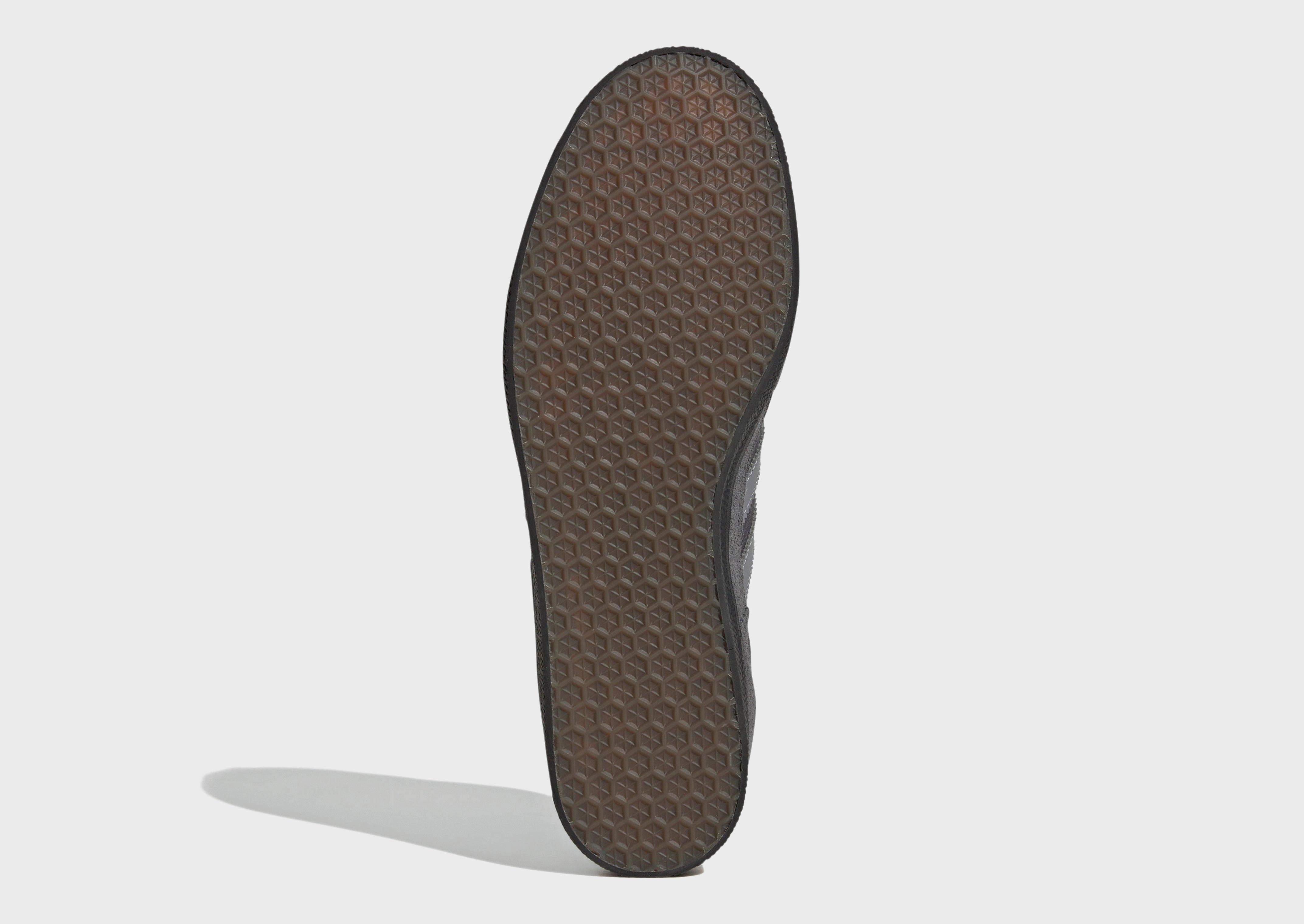 Refined And Raw, Crafted For Calm, Precision-Made, Streamlined Edge, Go With Flow, Calm In Motion, Cool Fit System