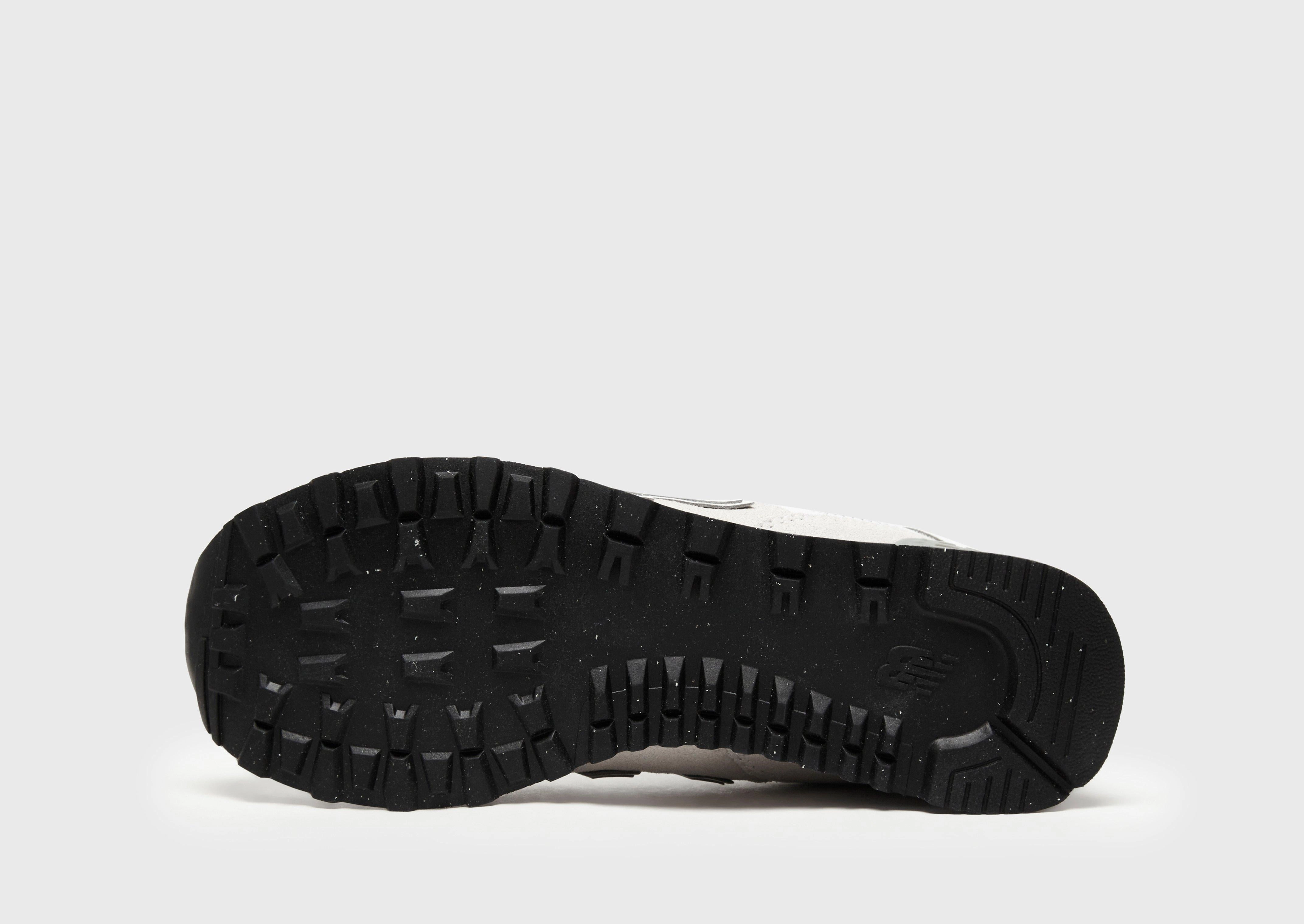 Crafted Clarity, Effortless Minimal, Multi-Wear Outfit, Core-Driven, Anytime Movement, Elevated Minimal, Motion-Wear Daily, Visual Ease