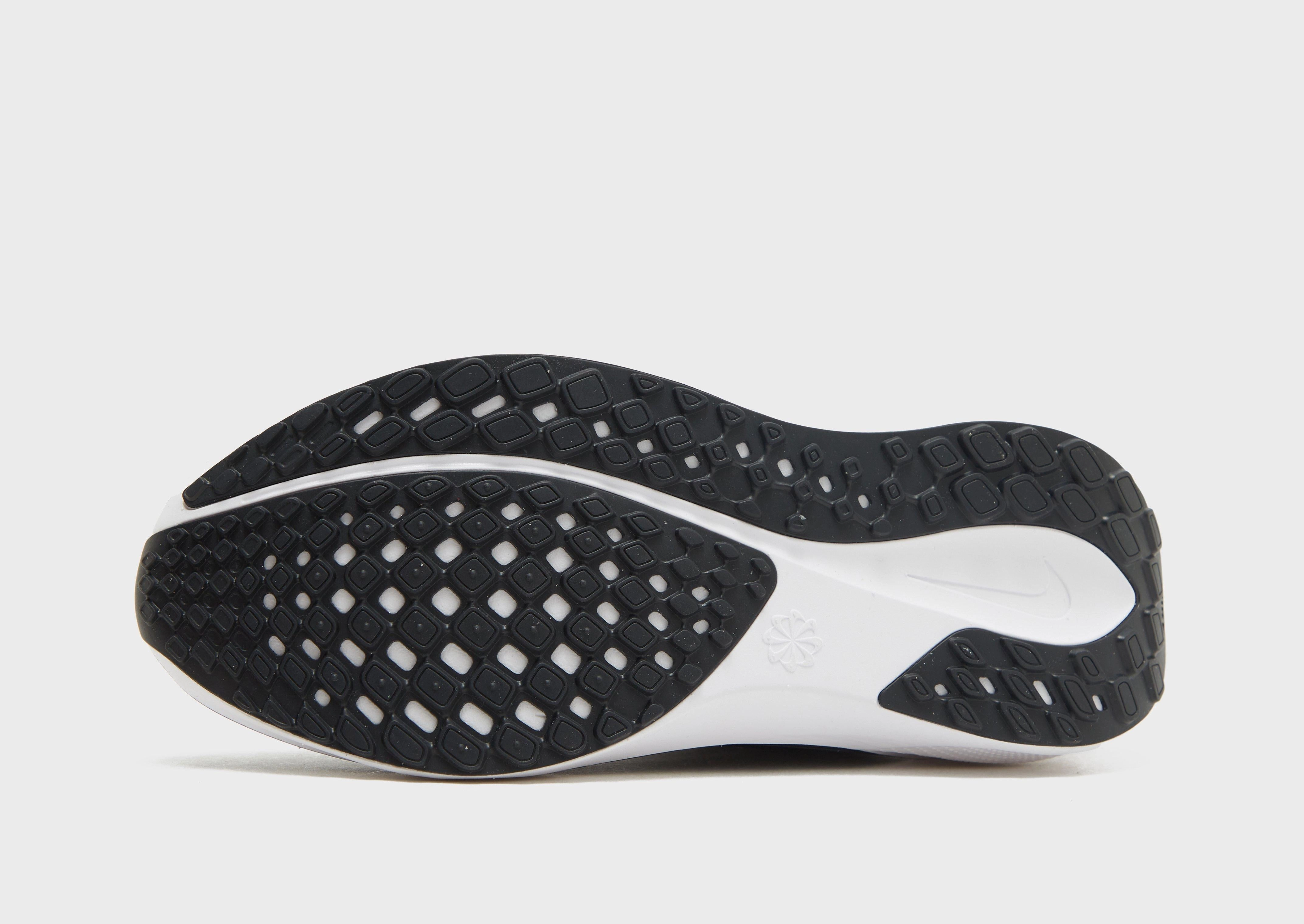 Future-Ready Looks, Easy Essential, Progressive Edge, The Feel Factor, In-Motion Look, Fluid Motionwear, Essentials, Redesigned
