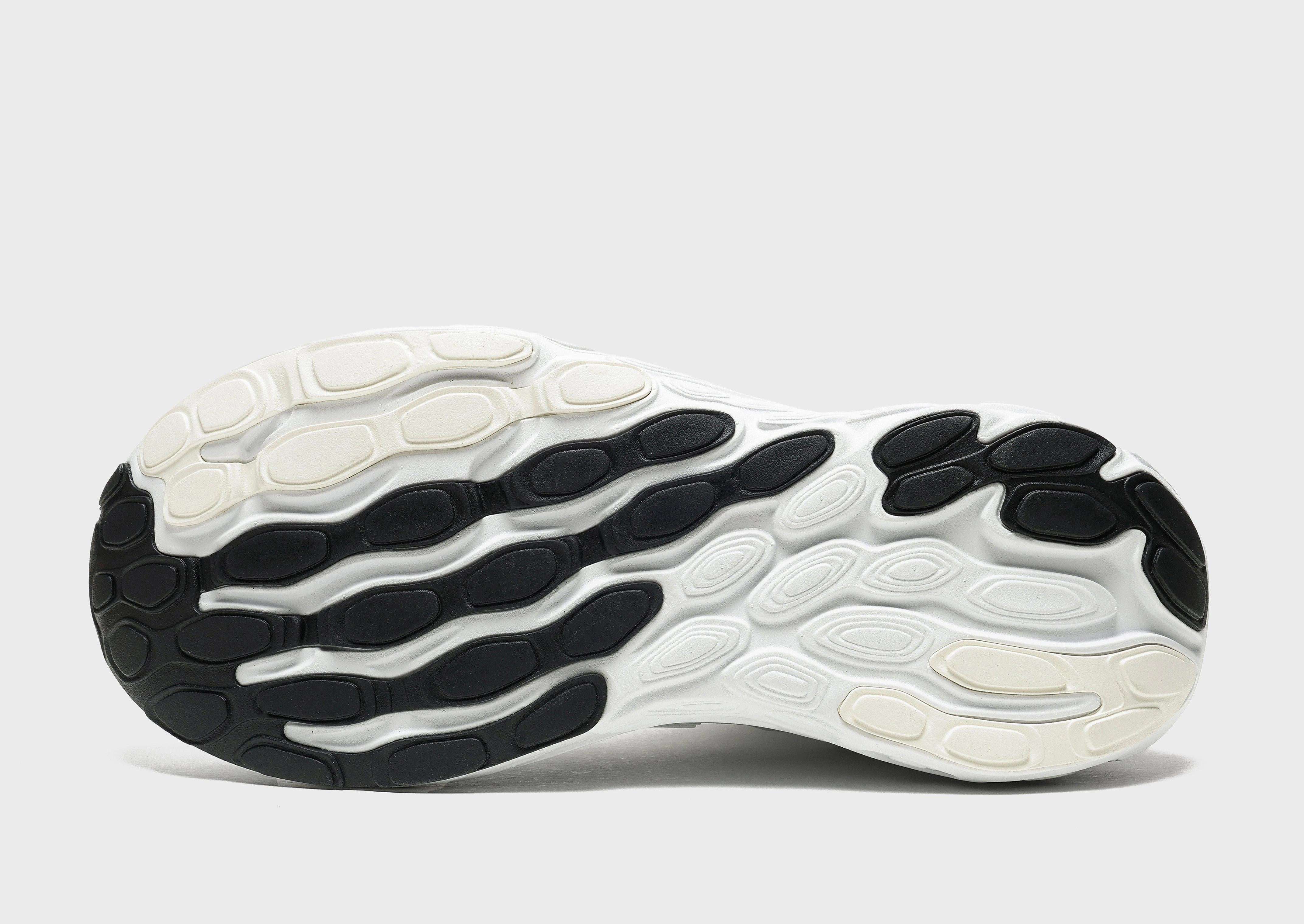 Cool In Motion, Pure Look, Design In Focus, Less Is More, Ready To Flex, Fit To Adapt, Essential Edge