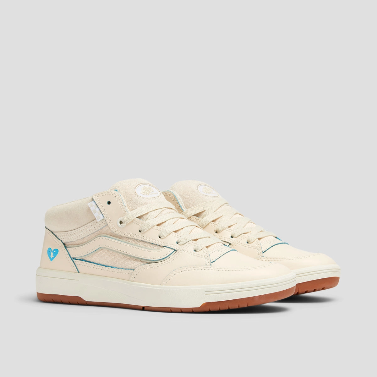 Subtle Tone, Tech-Forward Fit, Smooth Silhouettes, Ultra-Clean Style, Lifestyle Energy
