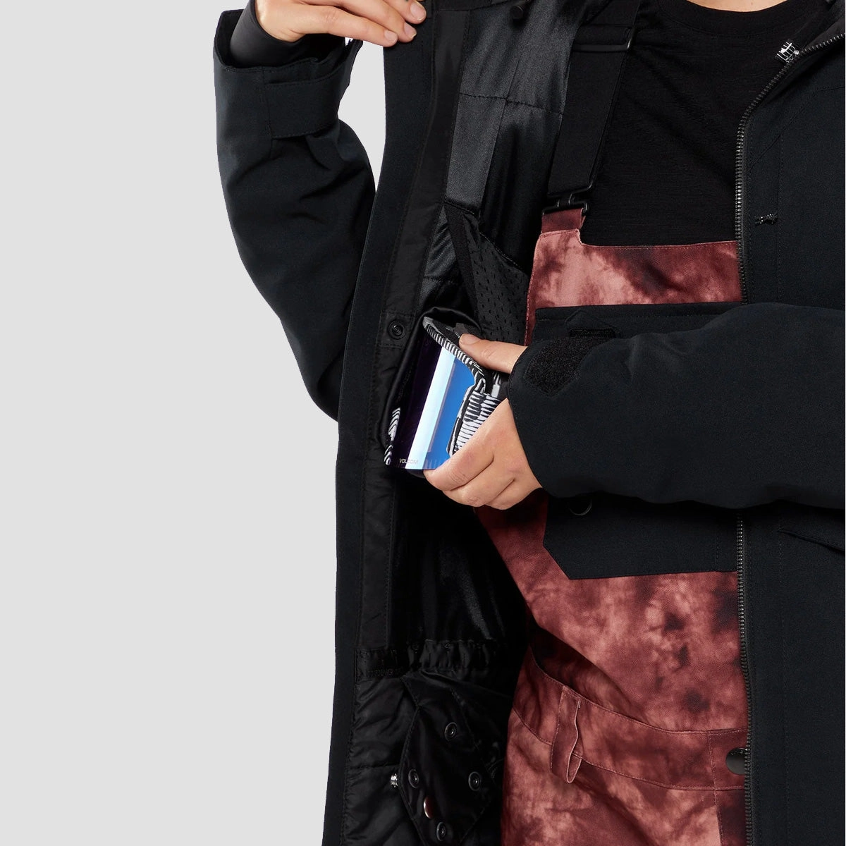 Fluid-Form Design, Clean Movement, Designed For Fluidity, Everyday Sleek, Go Further