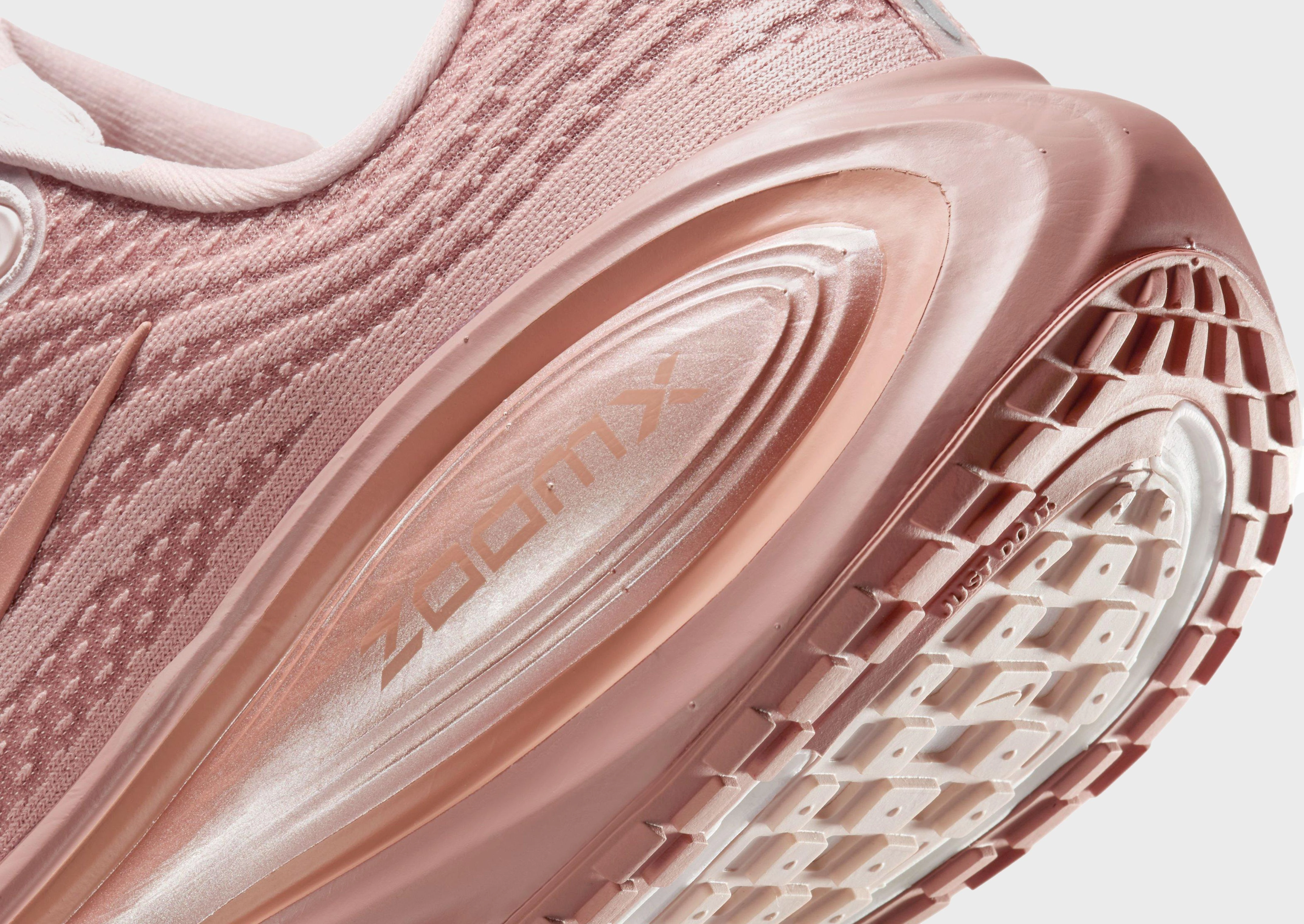 Lifestyle Direction, Pure Look, Essential Rhythm, Modern Identity, Season-Neutral, Your Rhythm Layer