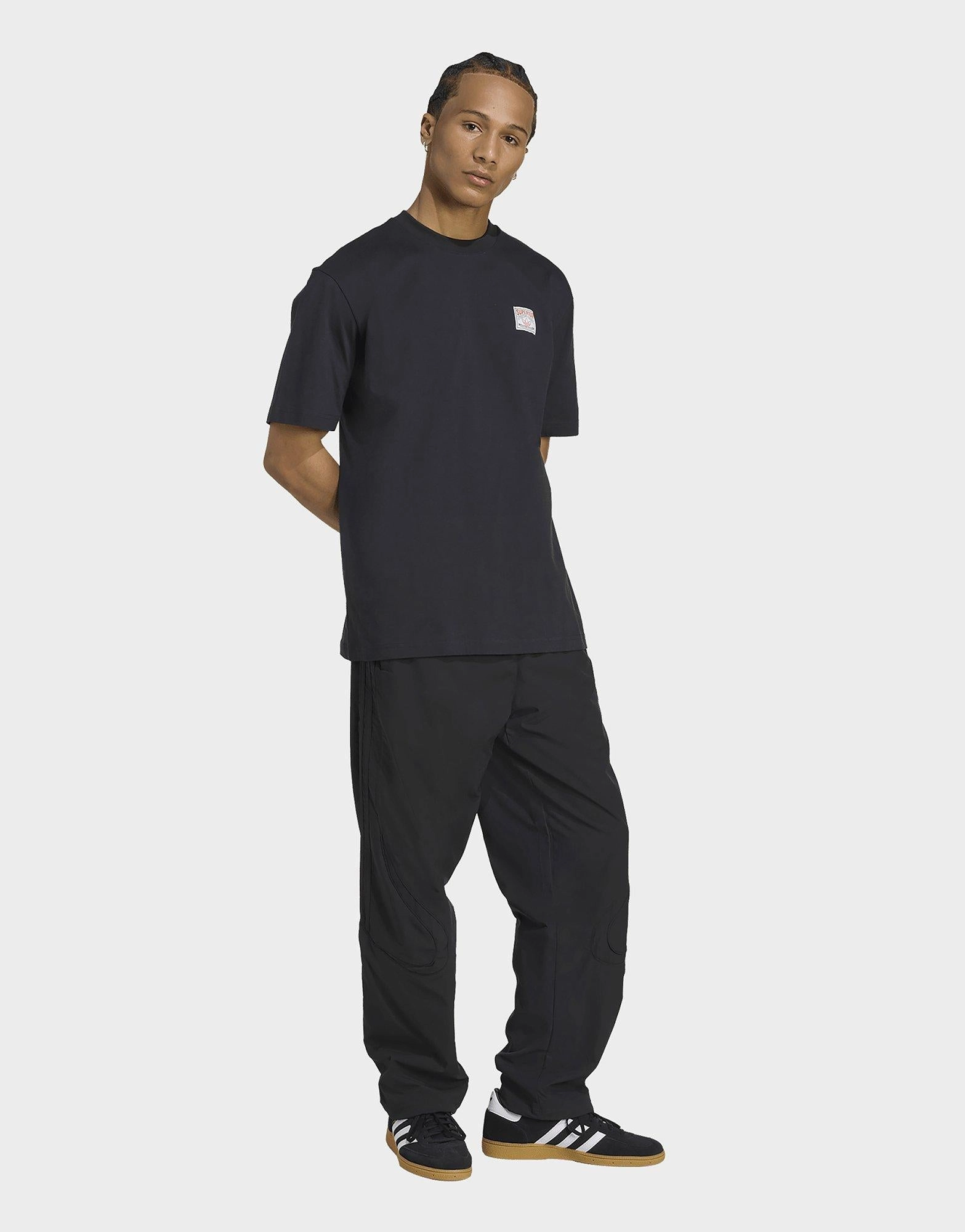 Core-Centric, Seasonless Energy, Seasonal Updates, Layered Motion, Instant Outfit, Step Into Rhythm